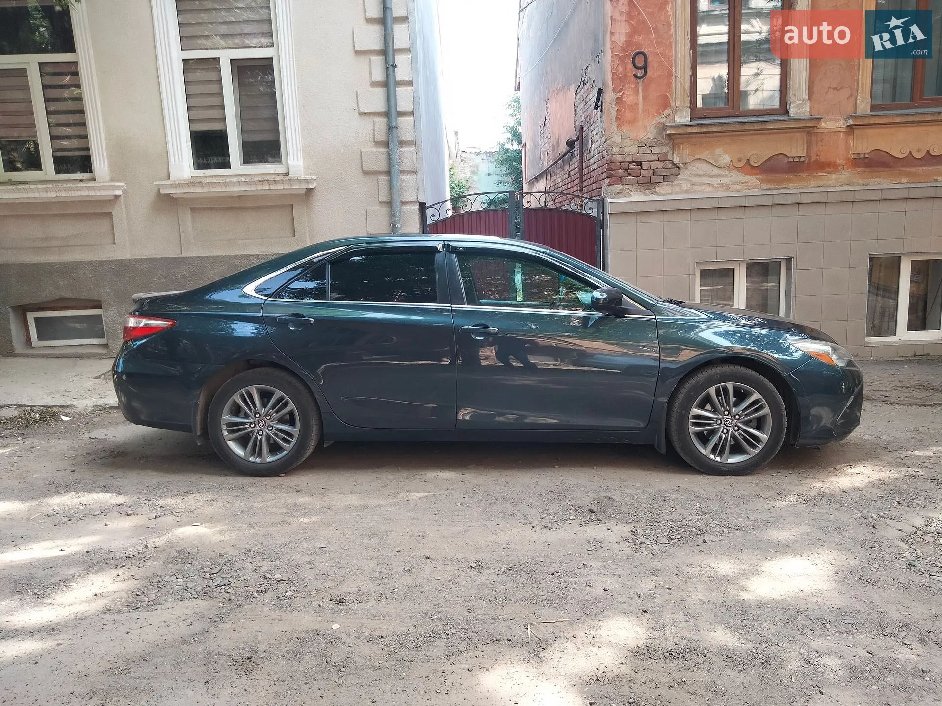 2017 Toyota Camry - мініатюра 11