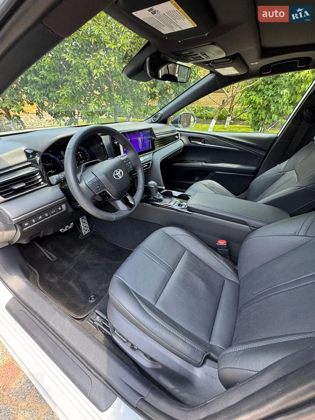 2025 Toyota Camry - мініатюра 19