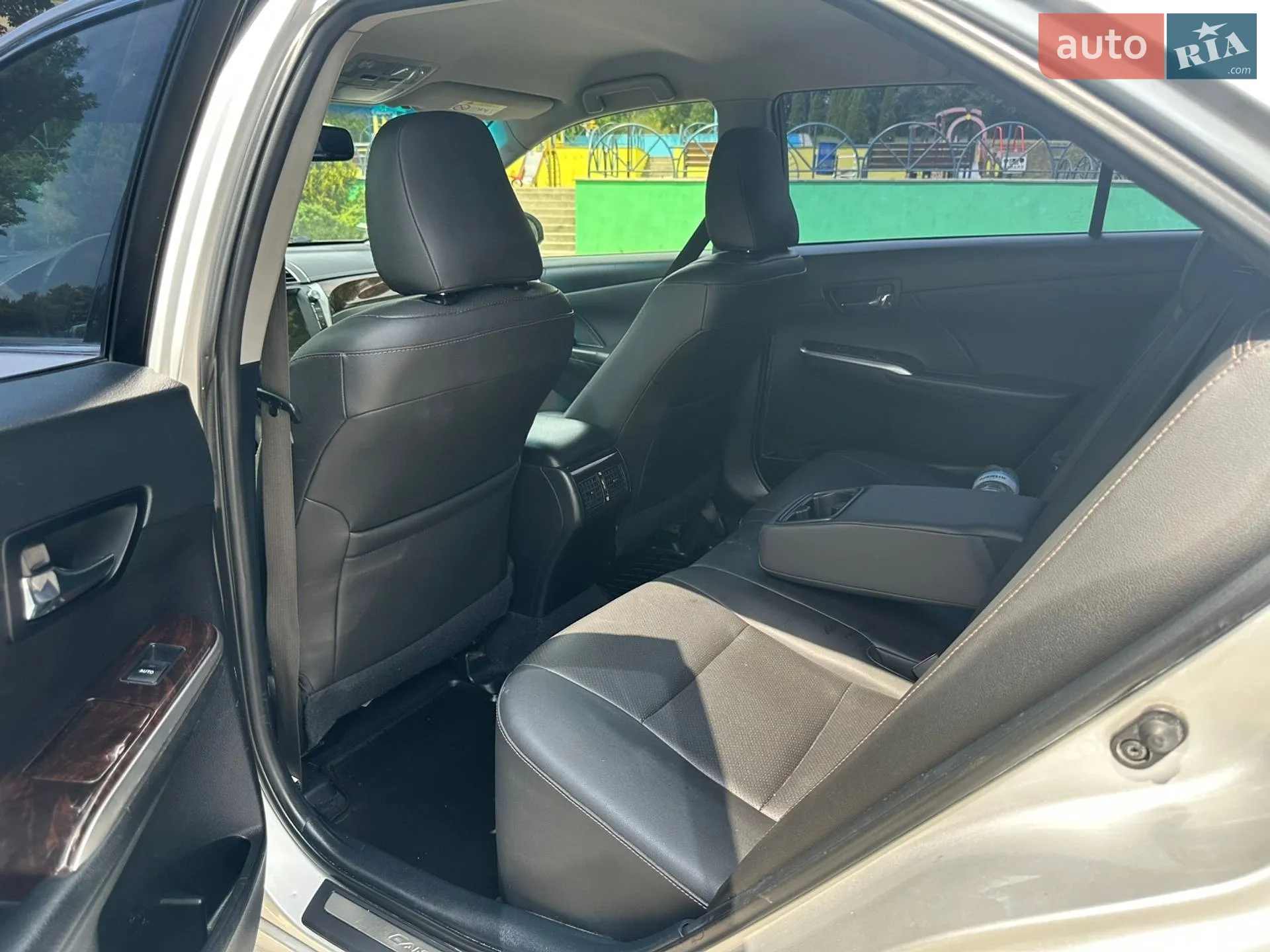 2015 Toyota Camry - мініатюра 25