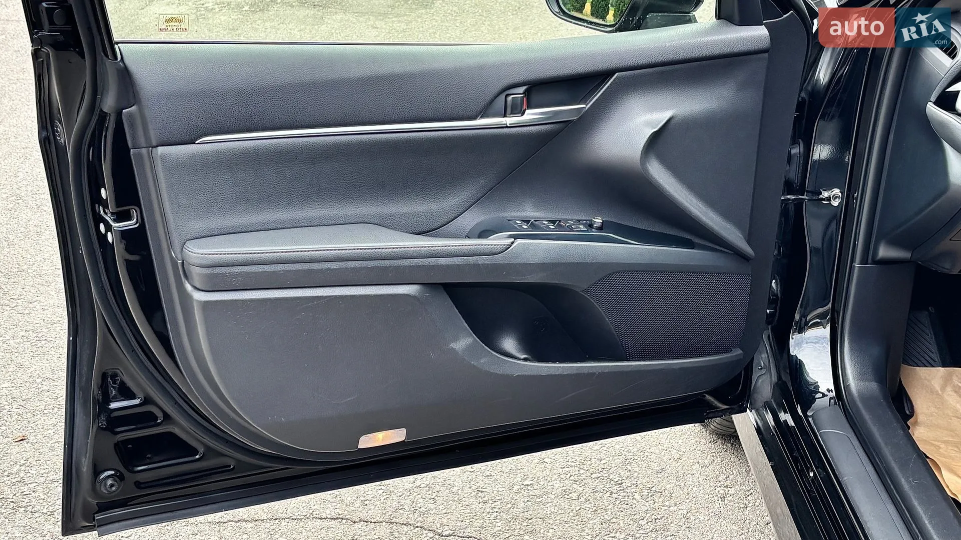 2021 Toyota Camry - мініатюра 24