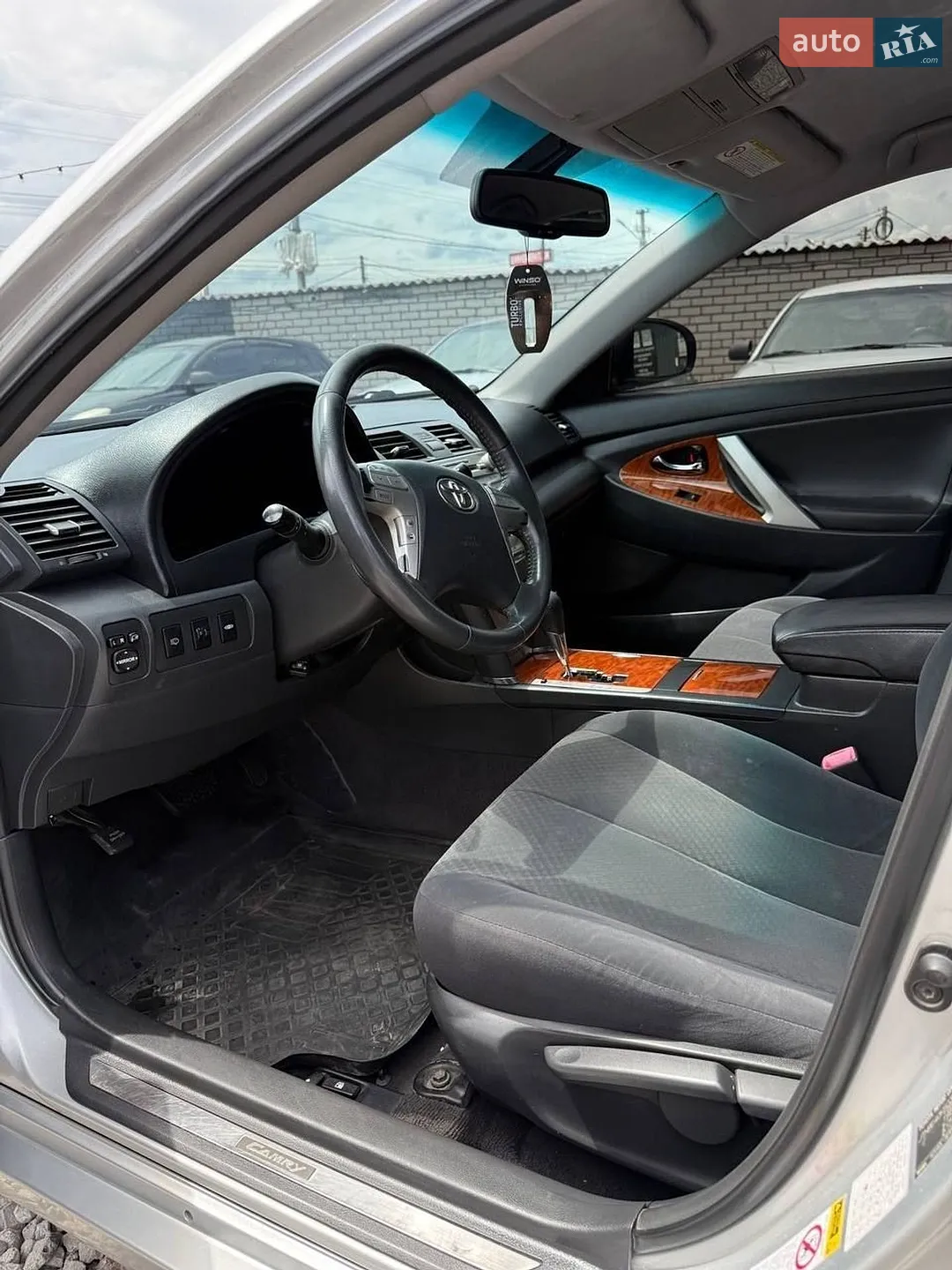 2010 Toyota Camry - мініатюра 3