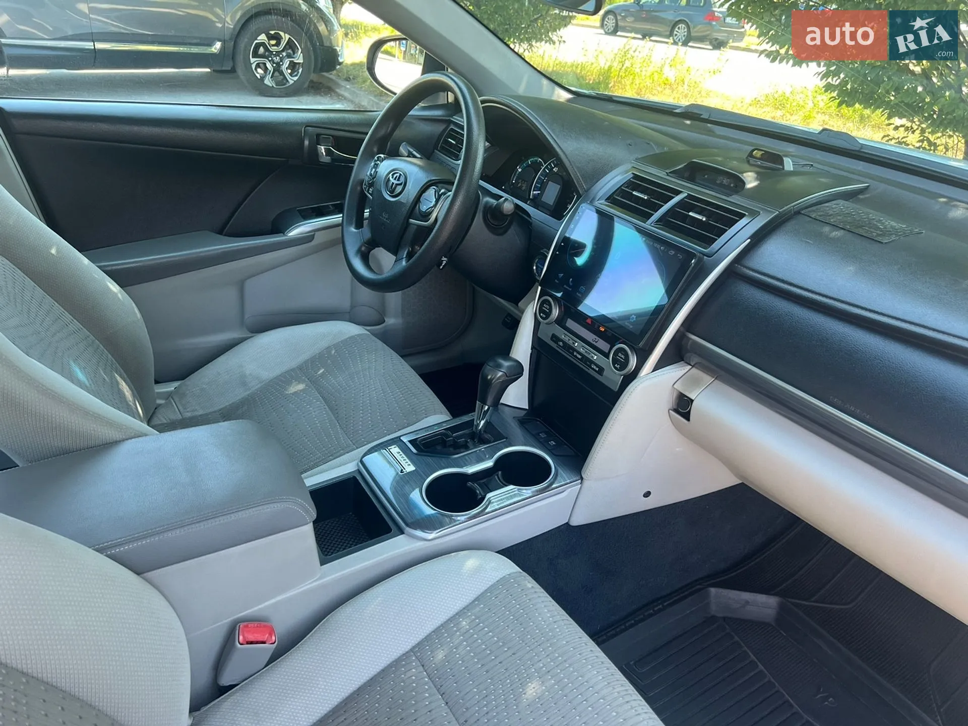 2013 Toyota Camry - мініатюра 9