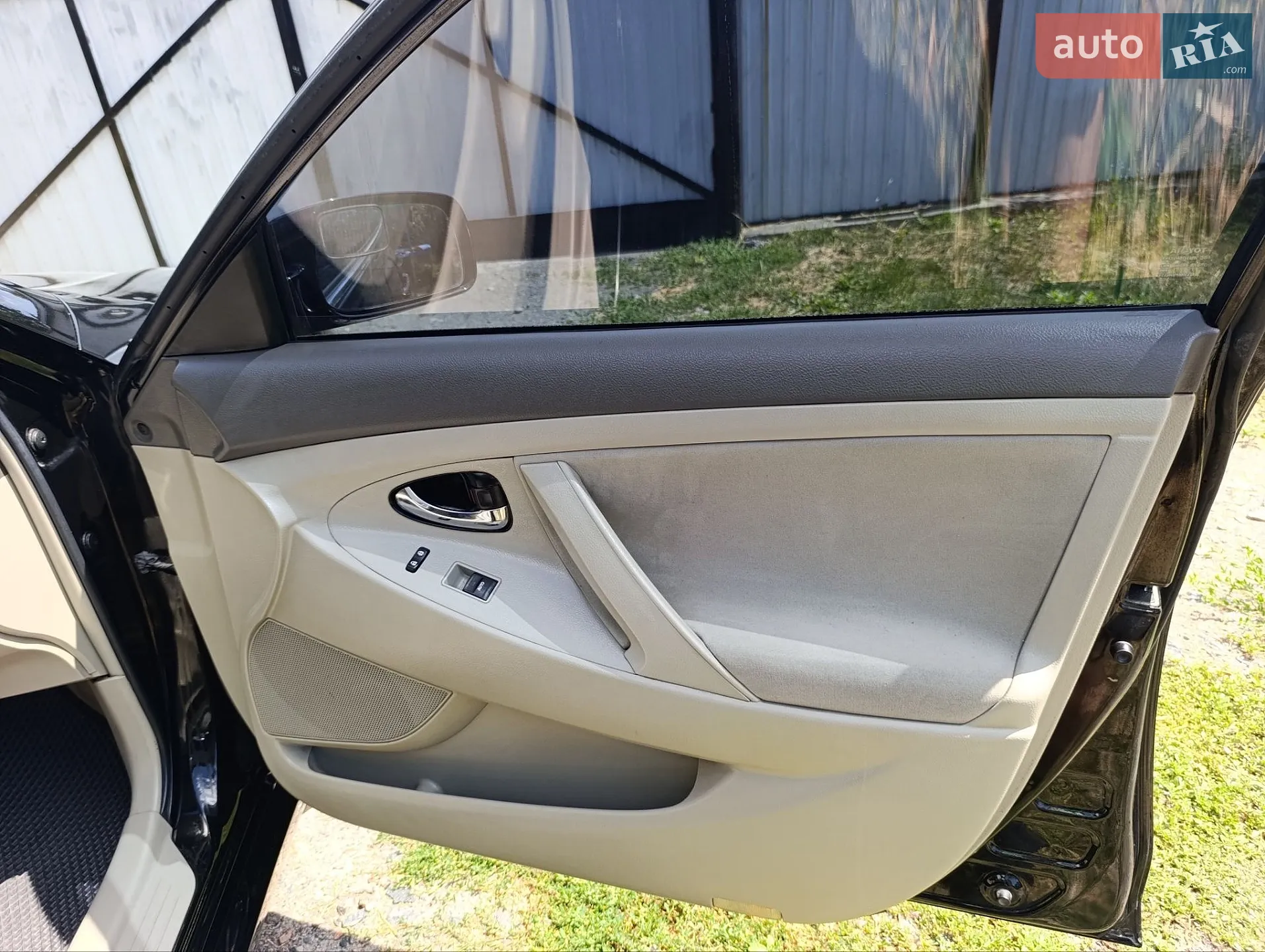 2010 Toyota Camry - мініатюра 18