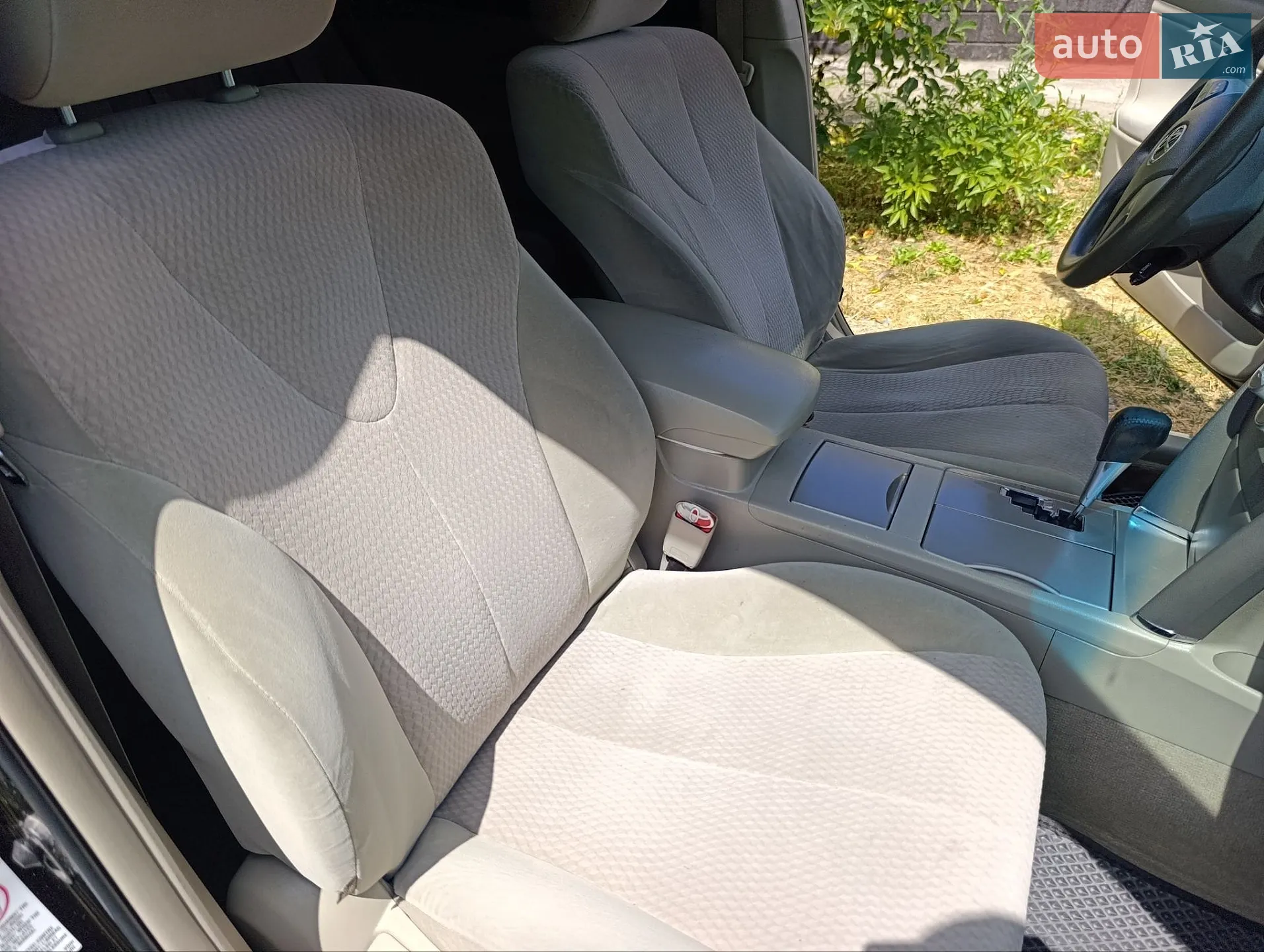 2010 Toyota Camry - мініатюра 23