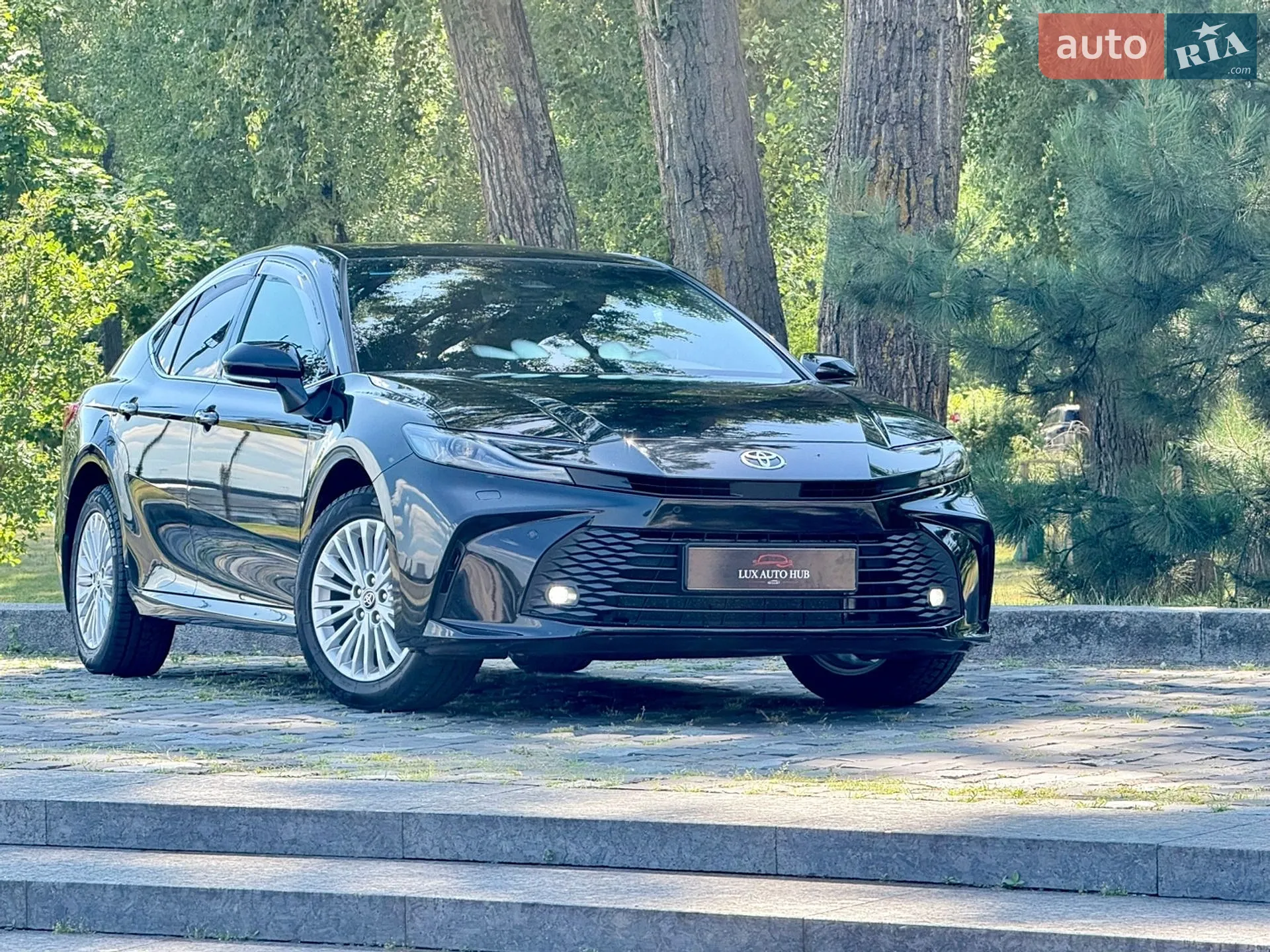 2025 Toyota Camry - мініатюра 10