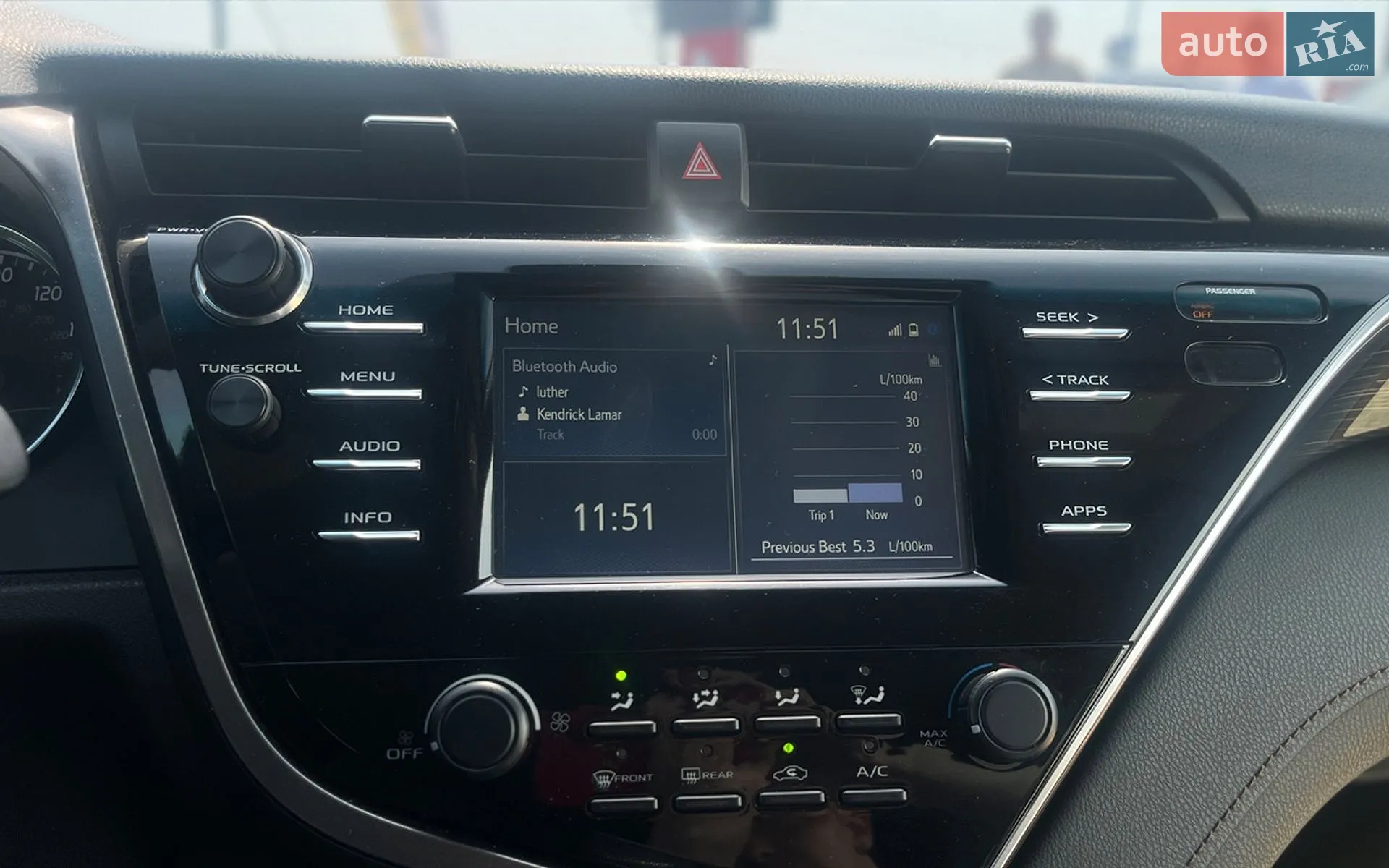 2018 Toyota Camry - мініатюра 15