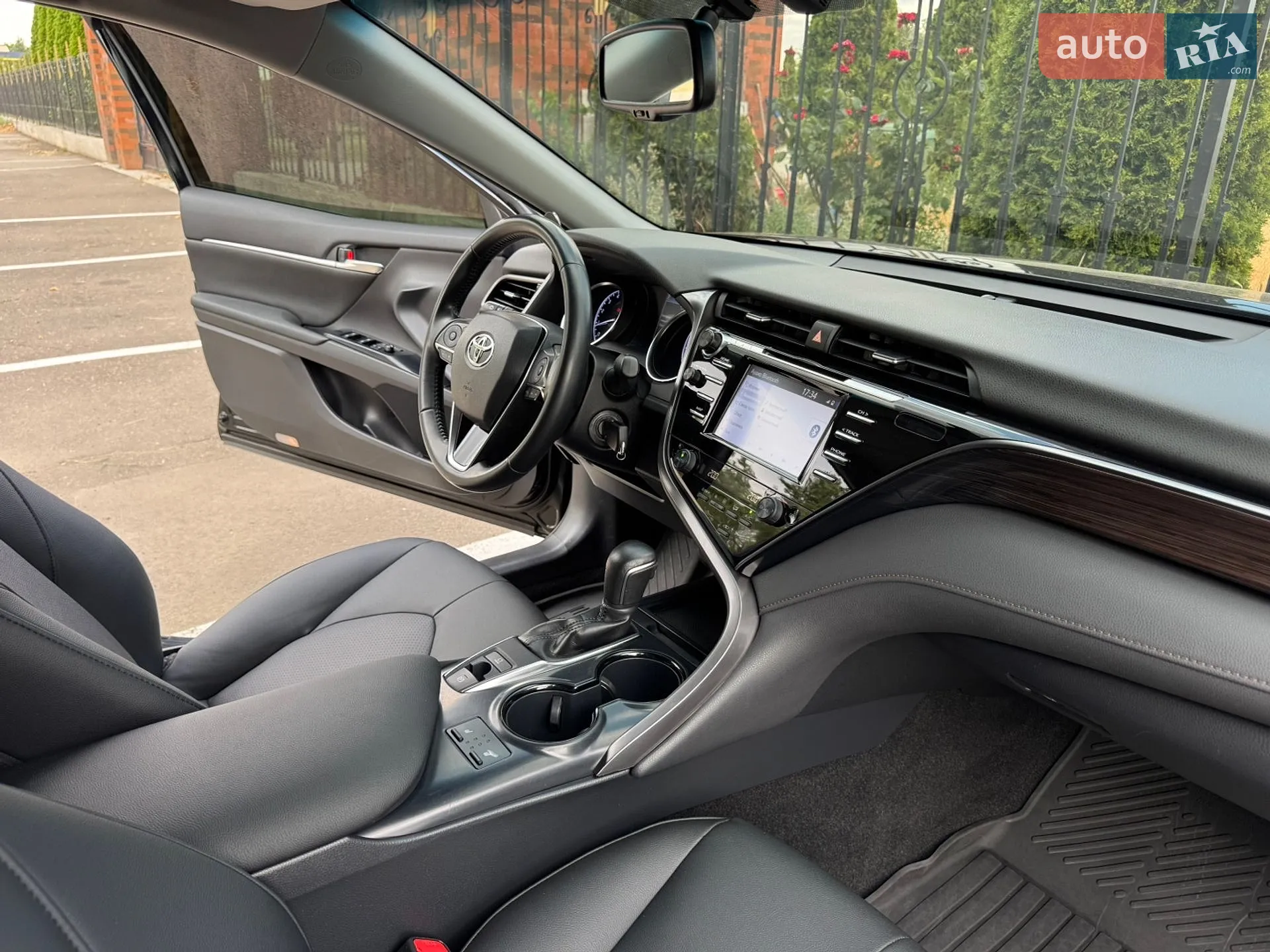 2020 Toyota Camry - мініатюра 20