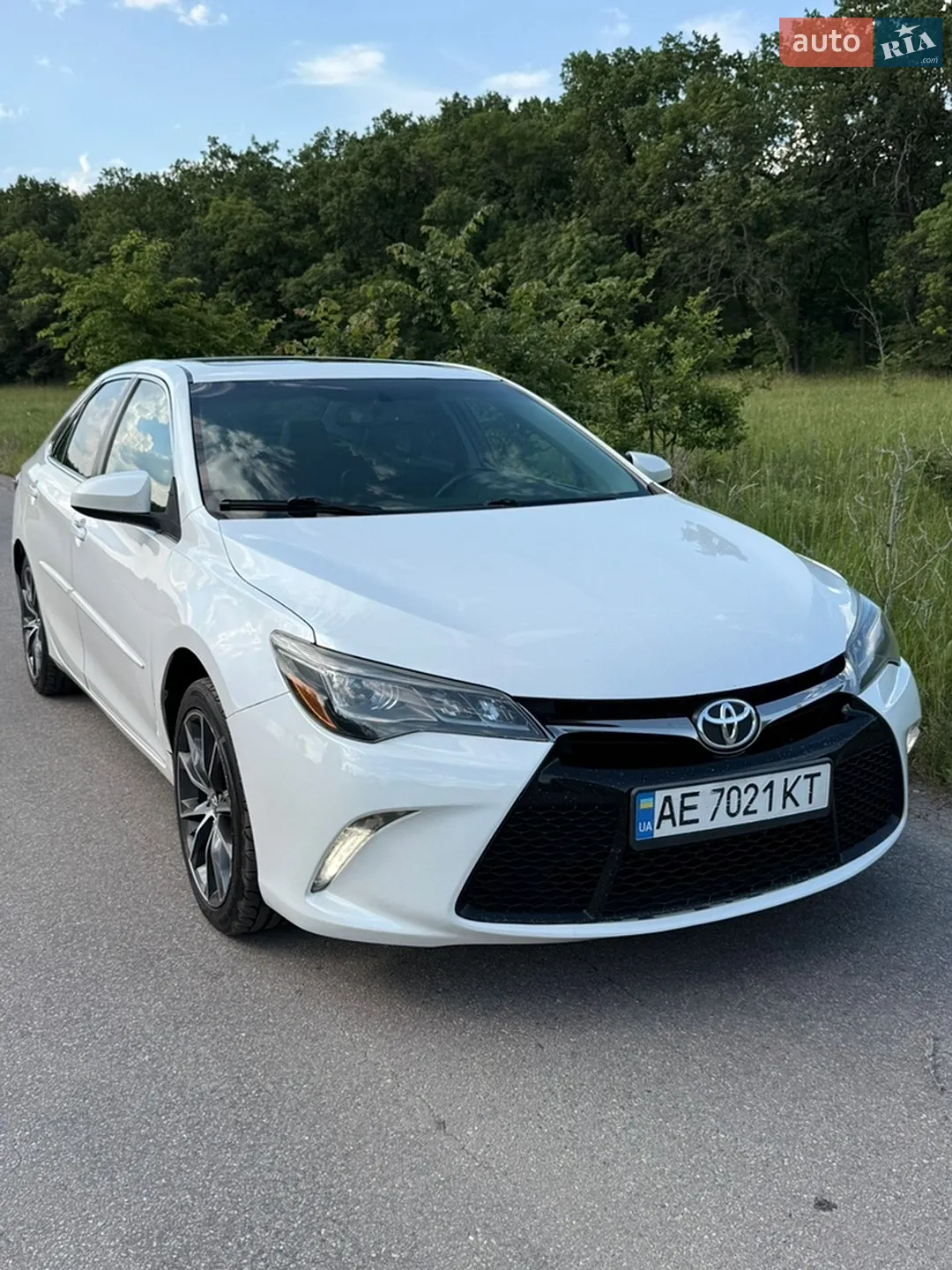 2016 Toyota Camry - фото 1