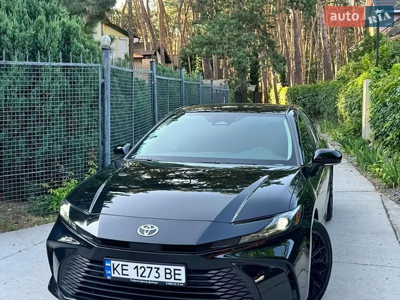 Toyota Camry 2024