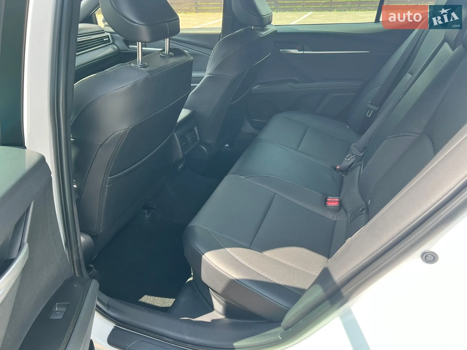 2025 Toyota Camry - мініатюра 22