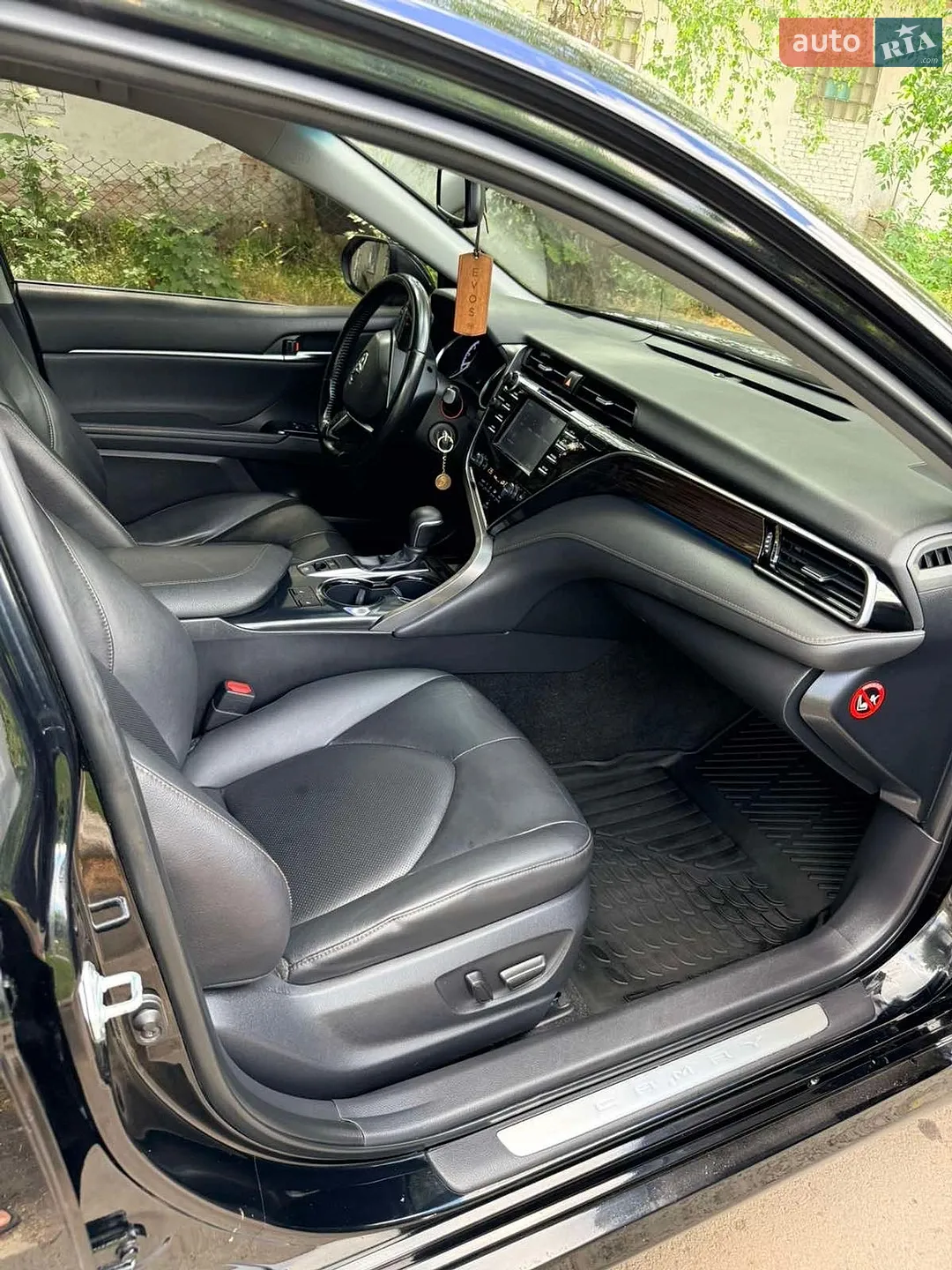 2019 Toyota Camry - мініатюра 19