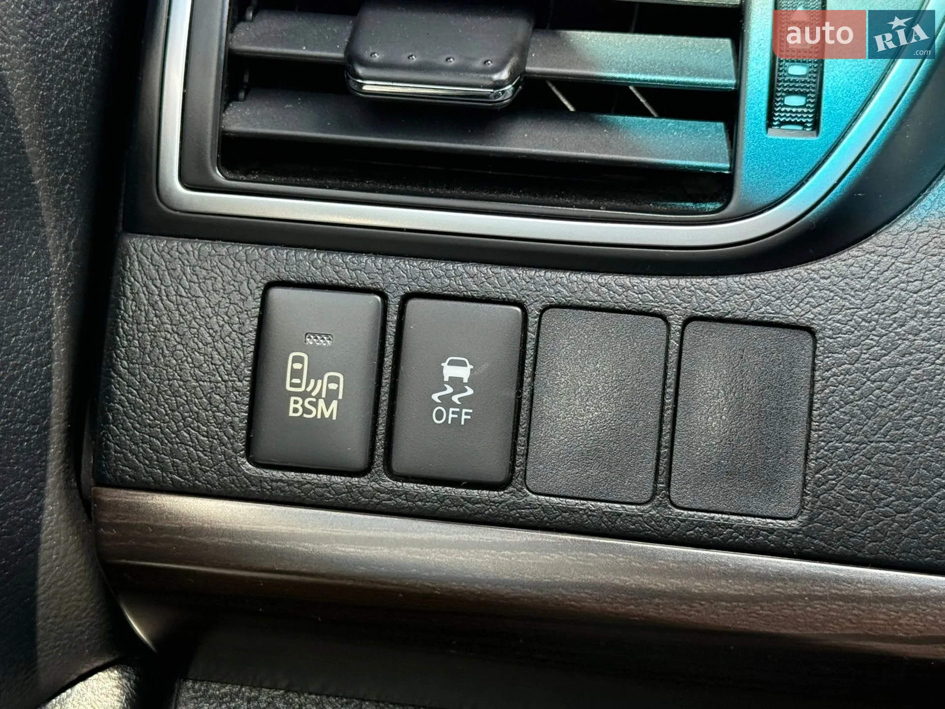 2015 Toyota Camry - мініатюра 28