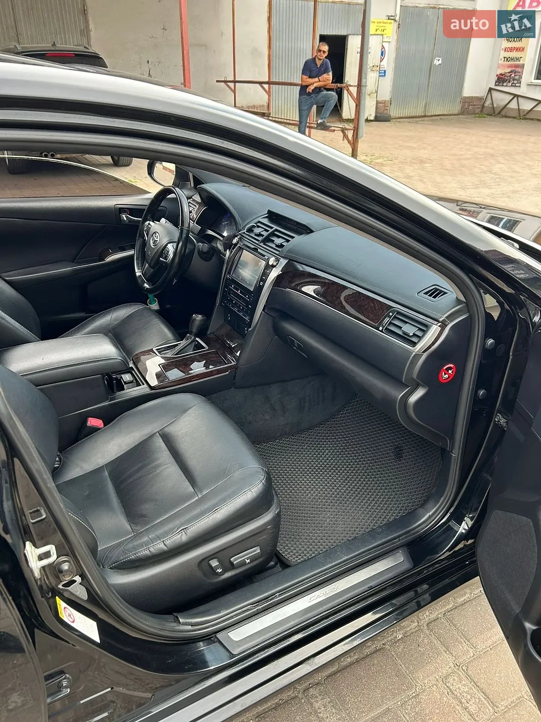 2016 Toyota Camry - мініатюра 9