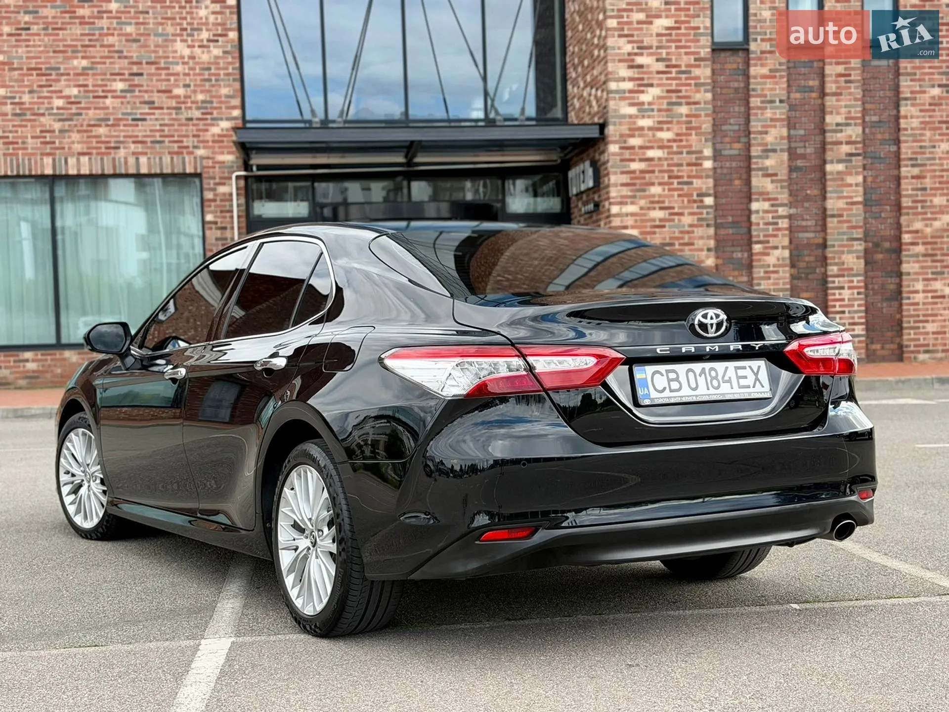 2019 Toyota Camry - мініатюра 19