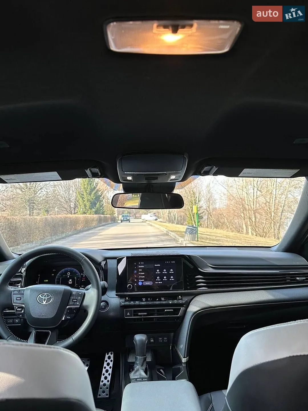 2025 Toyota Camry - мініатюра 11
