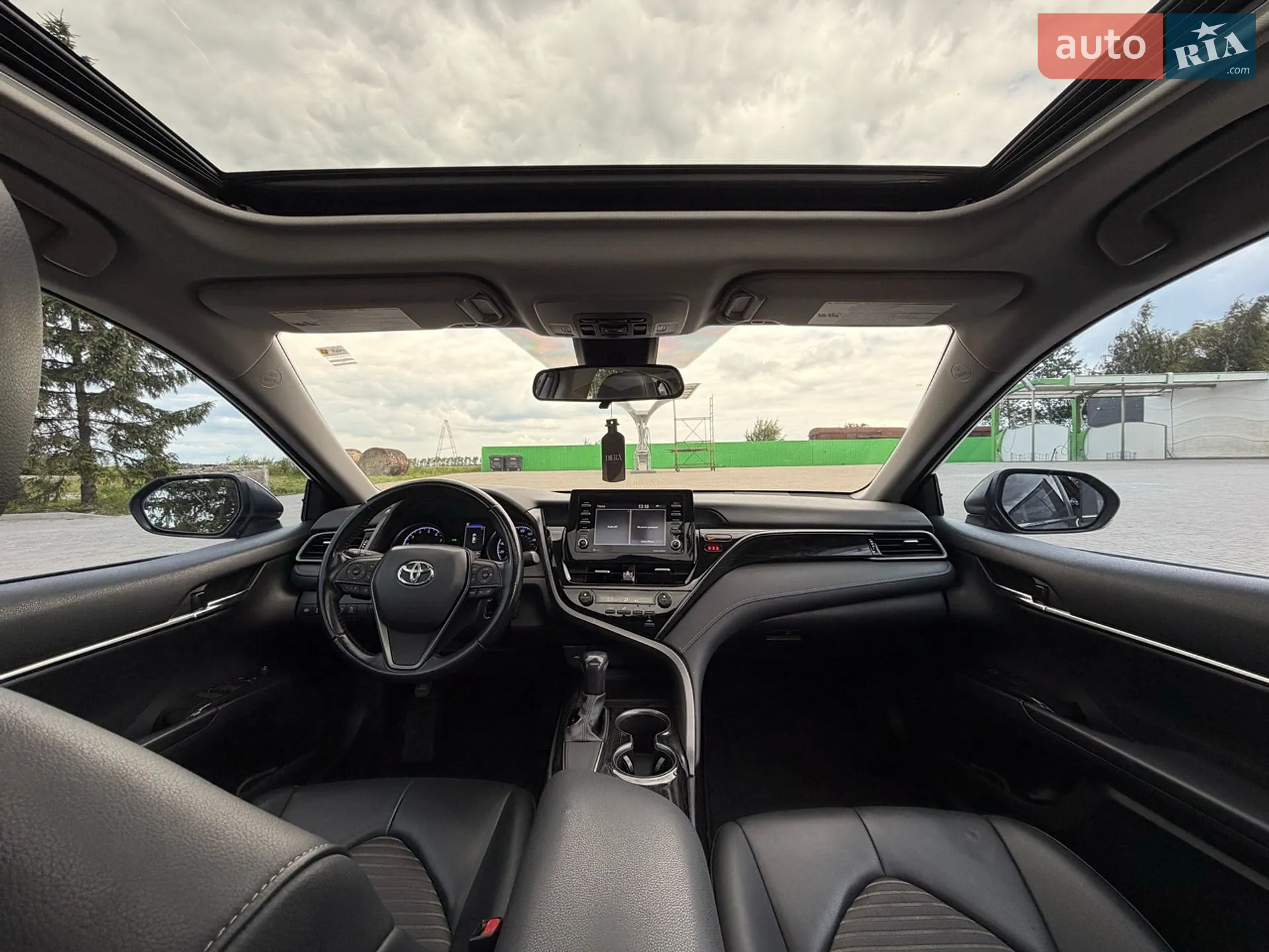 2020 Toyota Camry - мініатюра 13