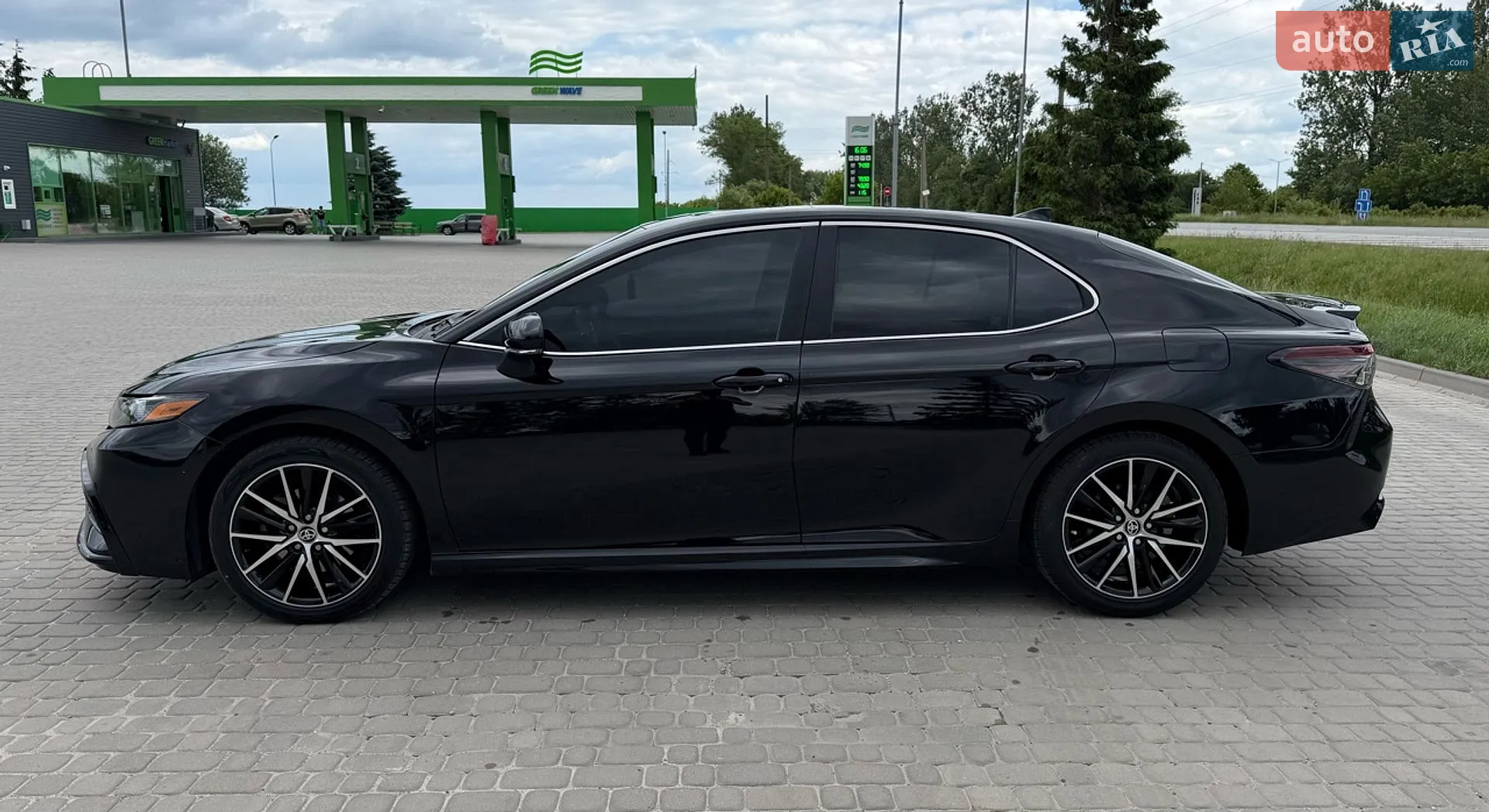 2020 Toyota Camry - мініатюра 4