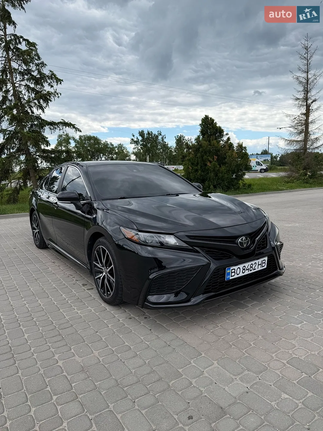 2020 Toyota Camry - фото 1