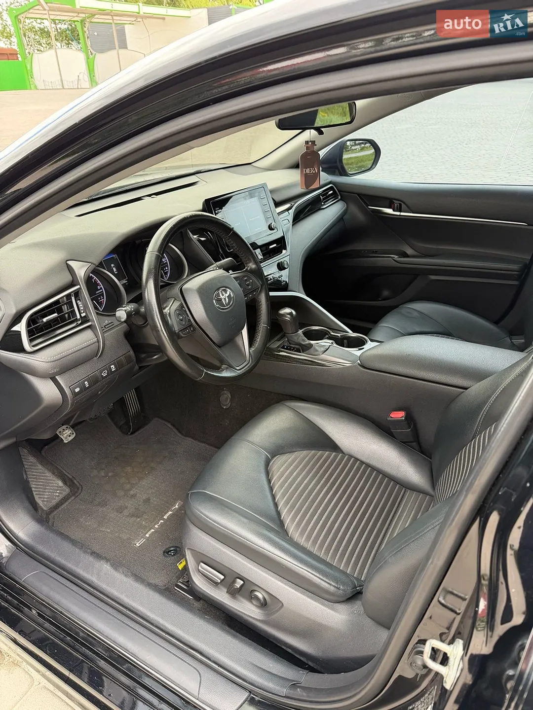 2020 Toyota Camry - мініатюра 12