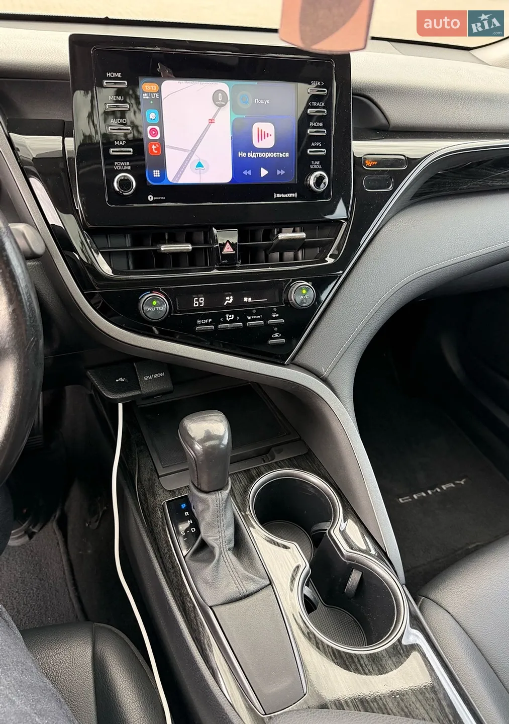2020 Toyota Camry - мініатюра 16