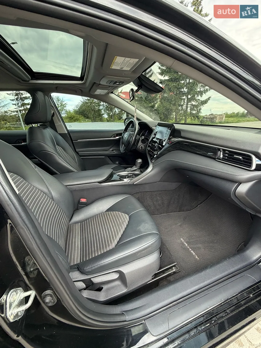 2020 Toyota Camry - мініатюра 19