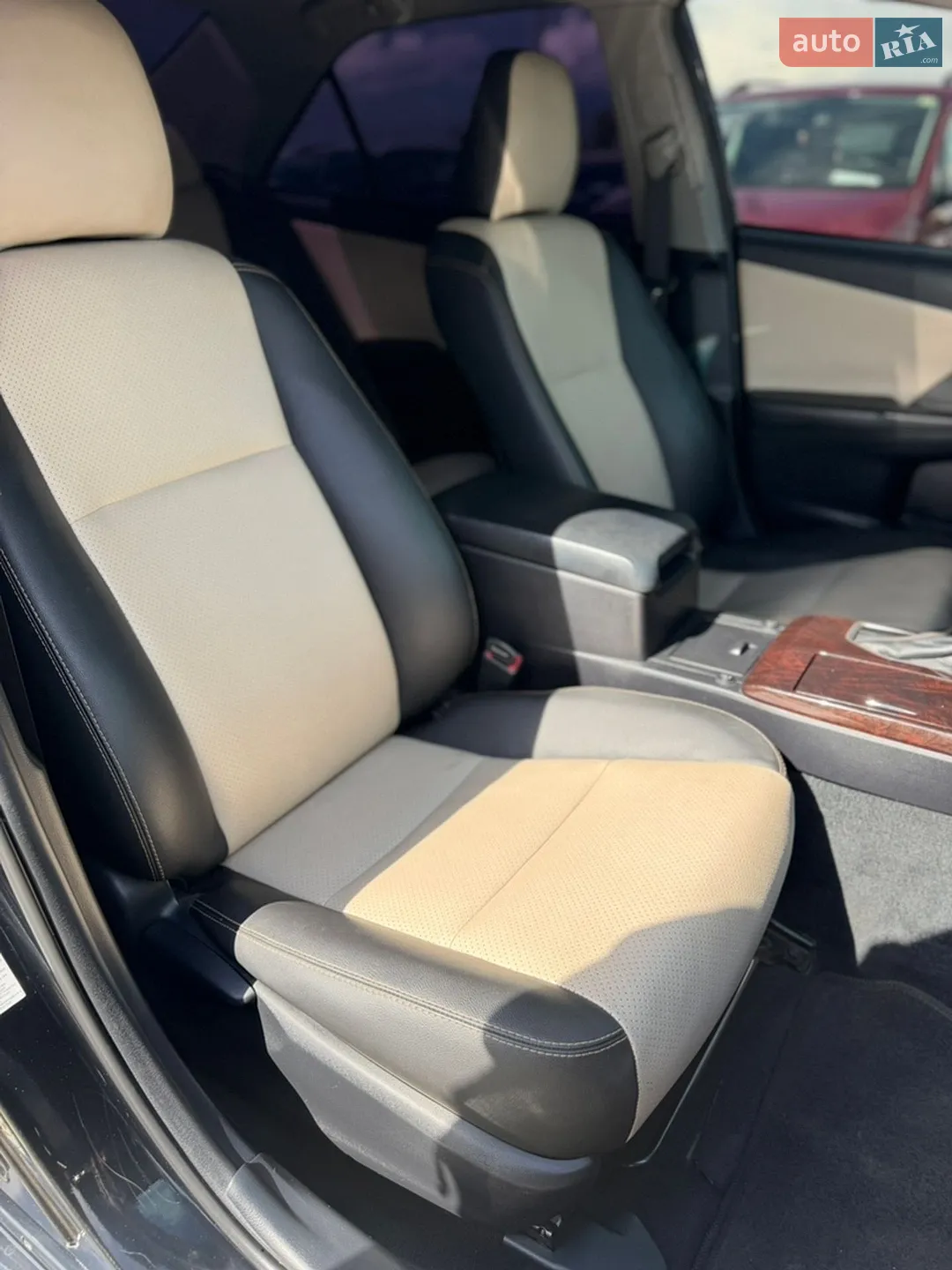 2015 Toyota Camry - мініатюра 27