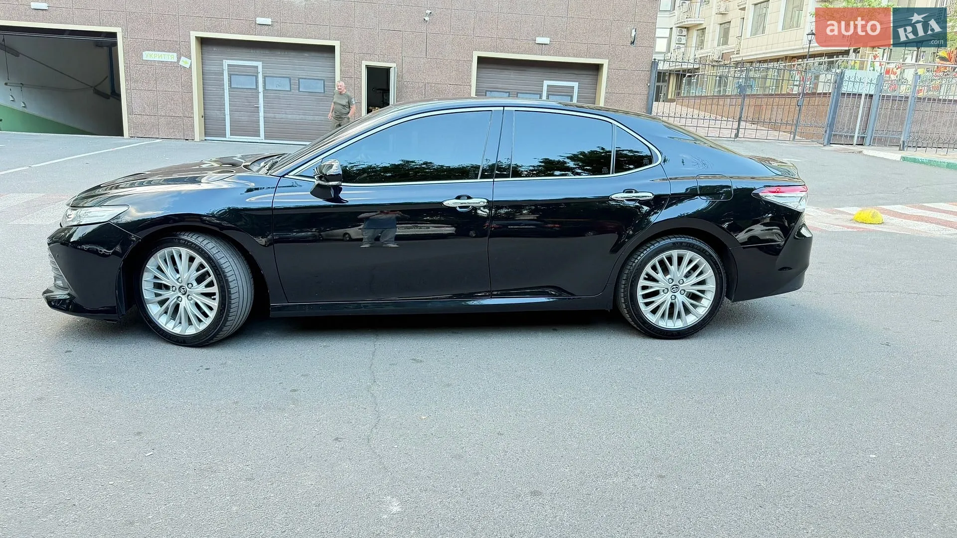 2017 Toyota Camry - мініатюра 6