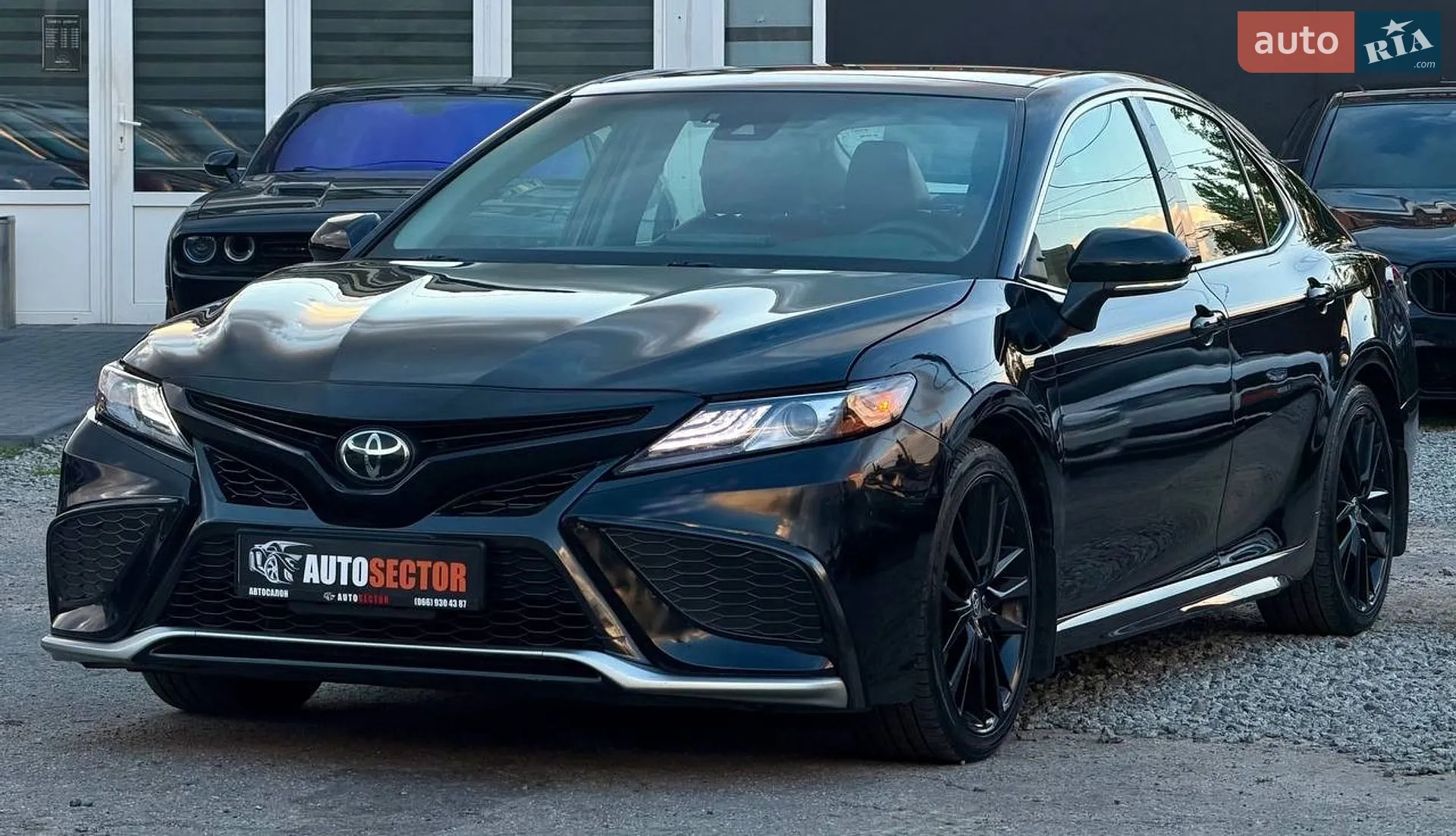 2021 Toyota Camry - мініатюра 2