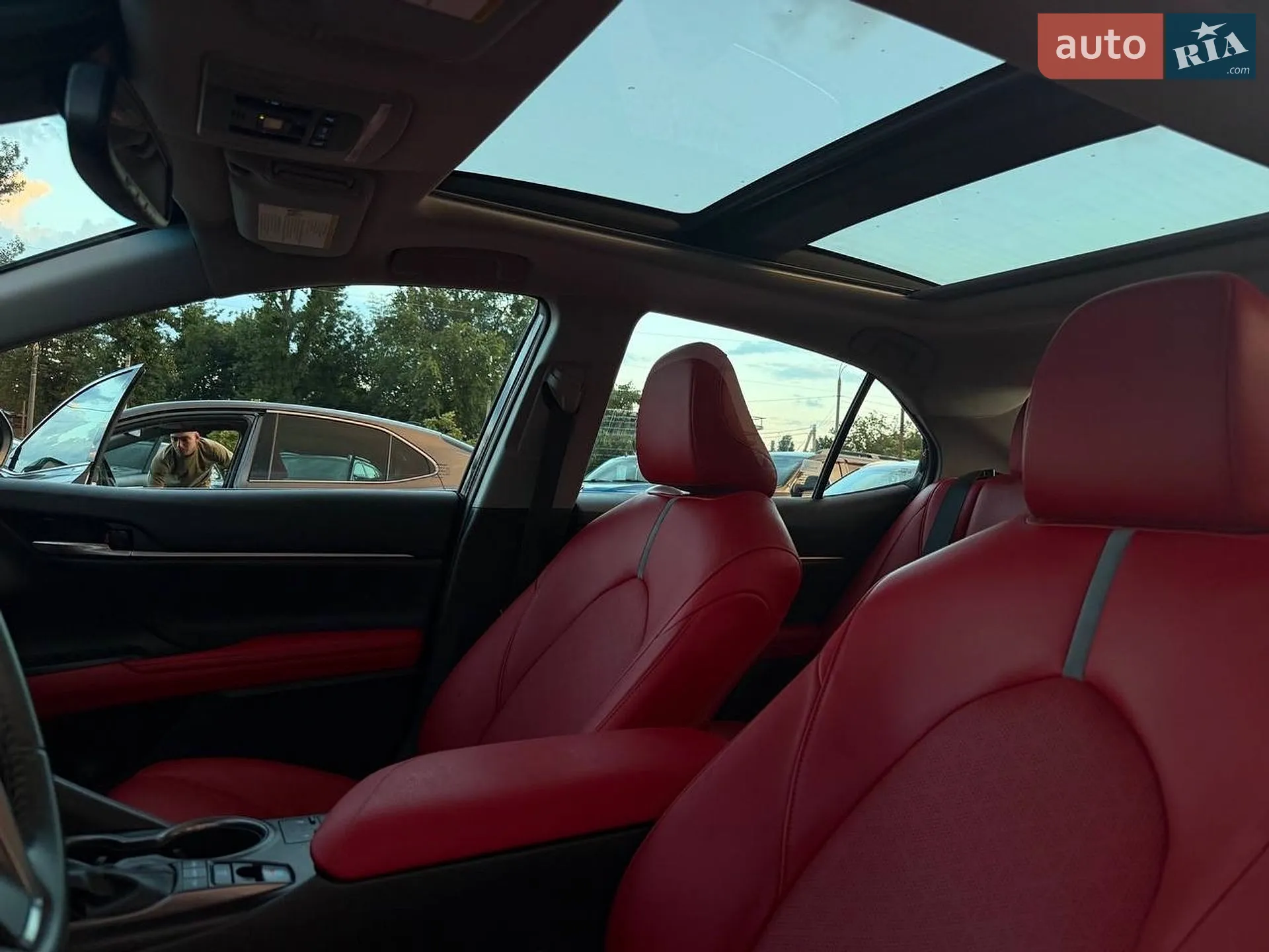 2021 Toyota Camry - мініатюра 28