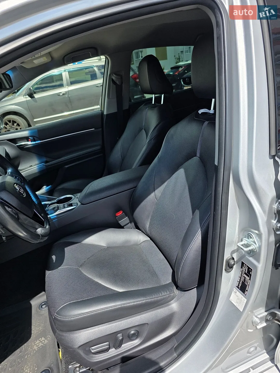 2021 Toyota Camry - мініатюра 12