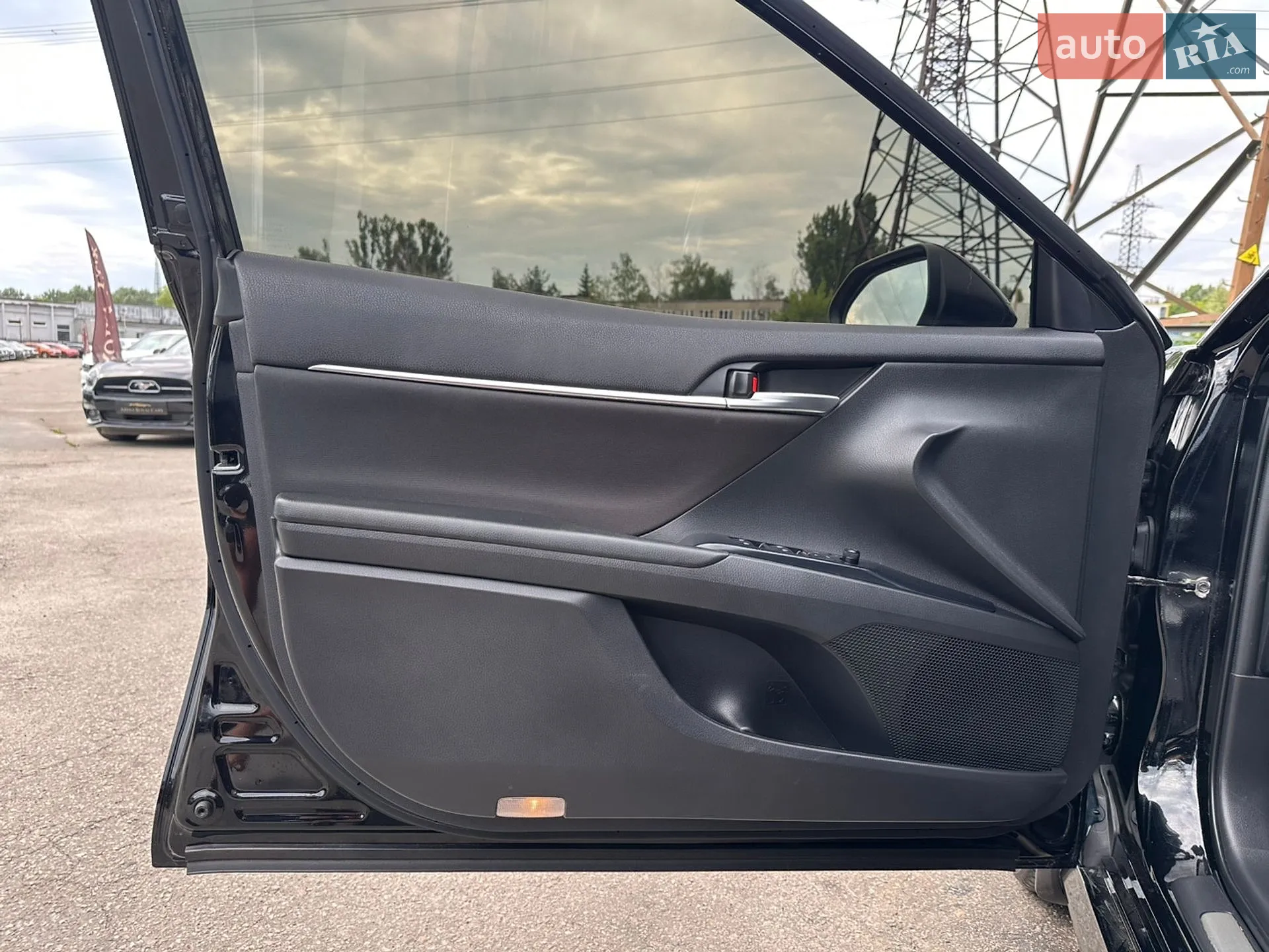 2020 Toyota Camry - мініатюра 15