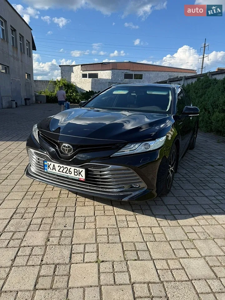 2018 Toyota Camry - мініатюра 16