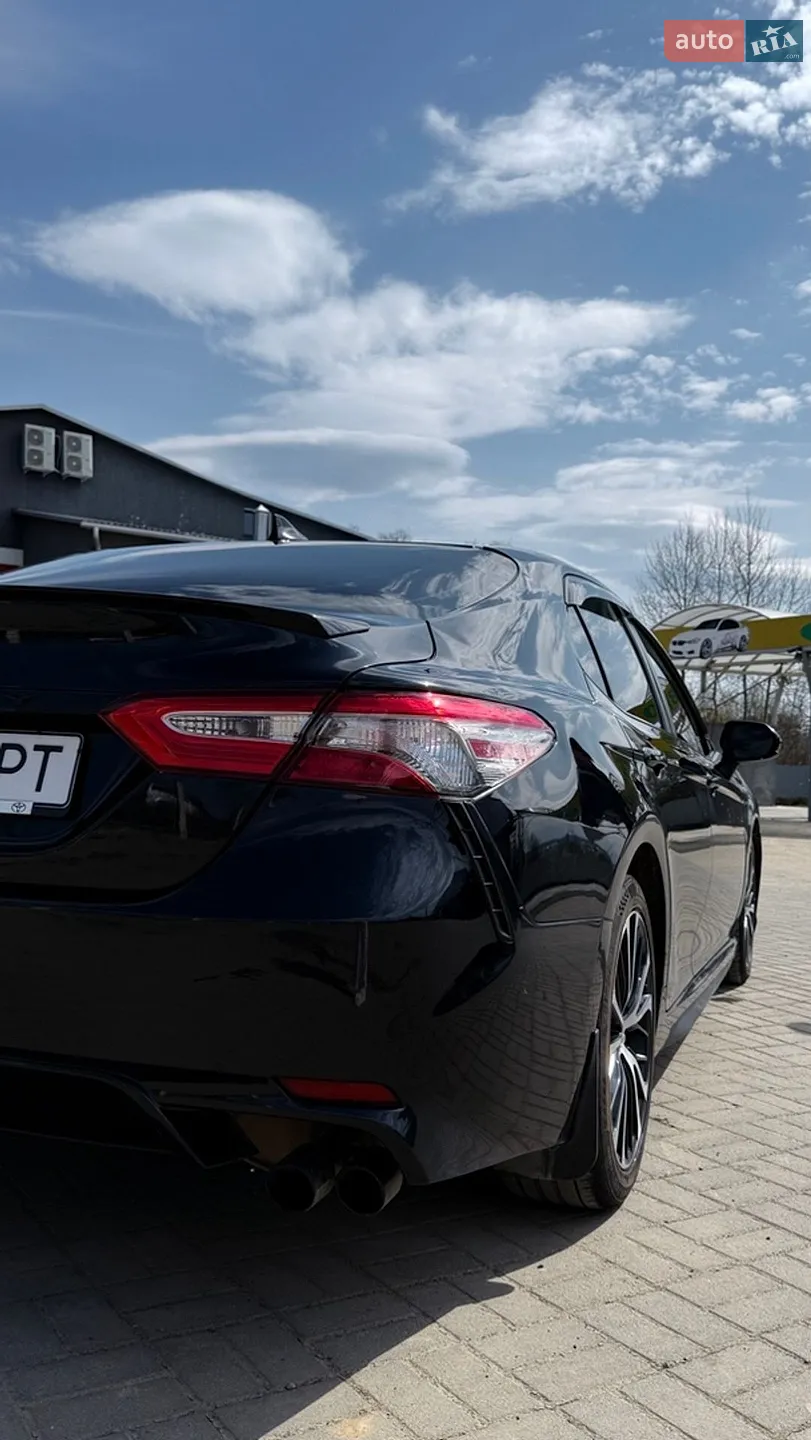 2019 Toyota Camry - мініатюра 8