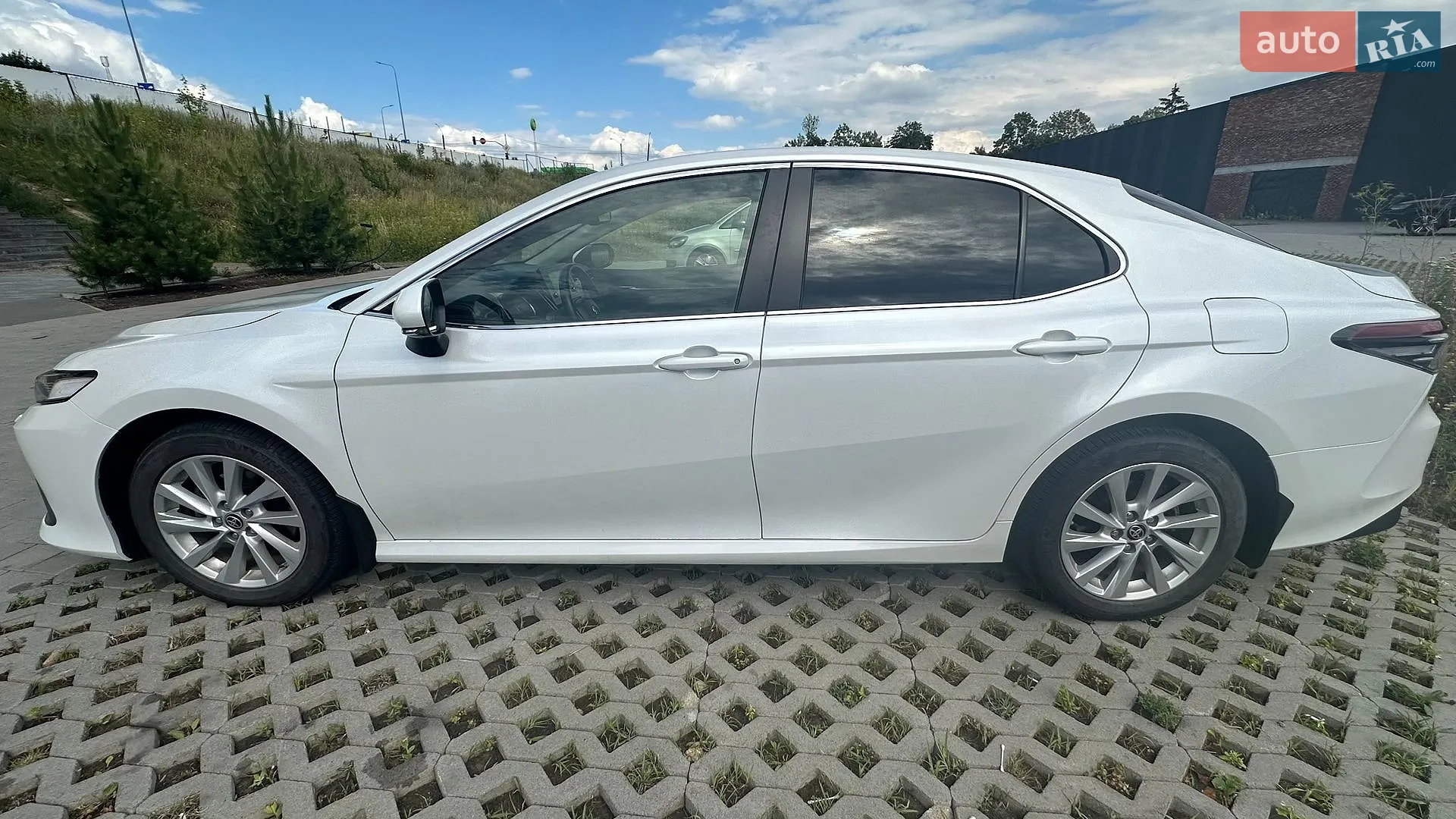 2021 Toyota Camry - мініатюра 5