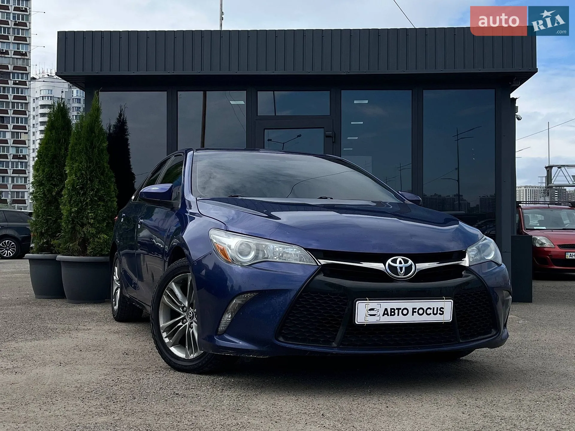 2014 Toyota Camry - фото 1