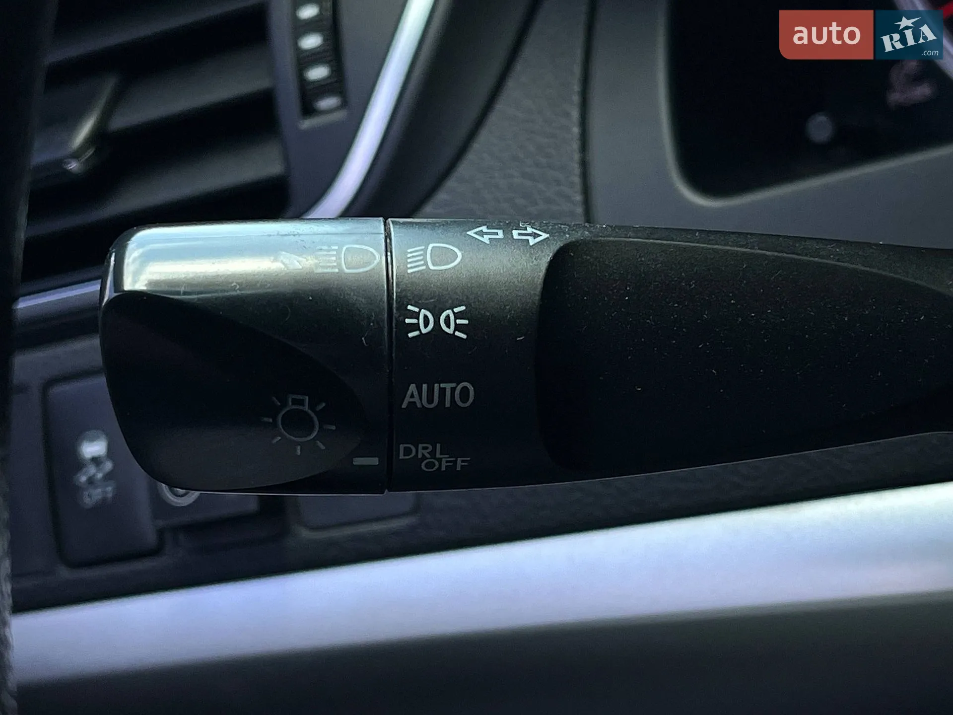 2014 Toyota Camry - мініатюра 19