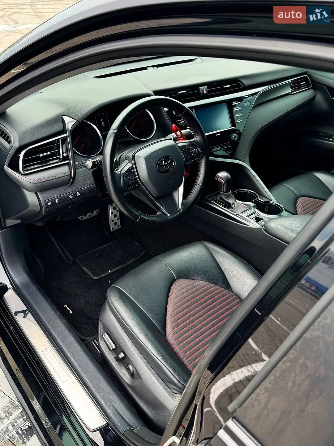 2020 Toyota Camry - мініатюра 10