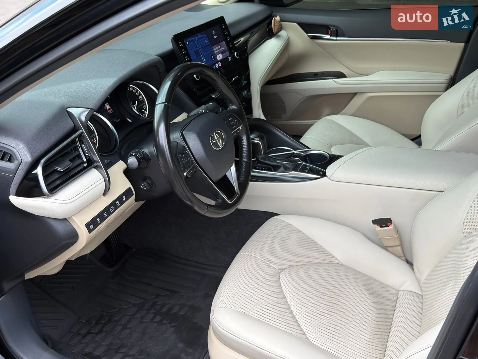 2022 Toyota Camry - мініатюра 9