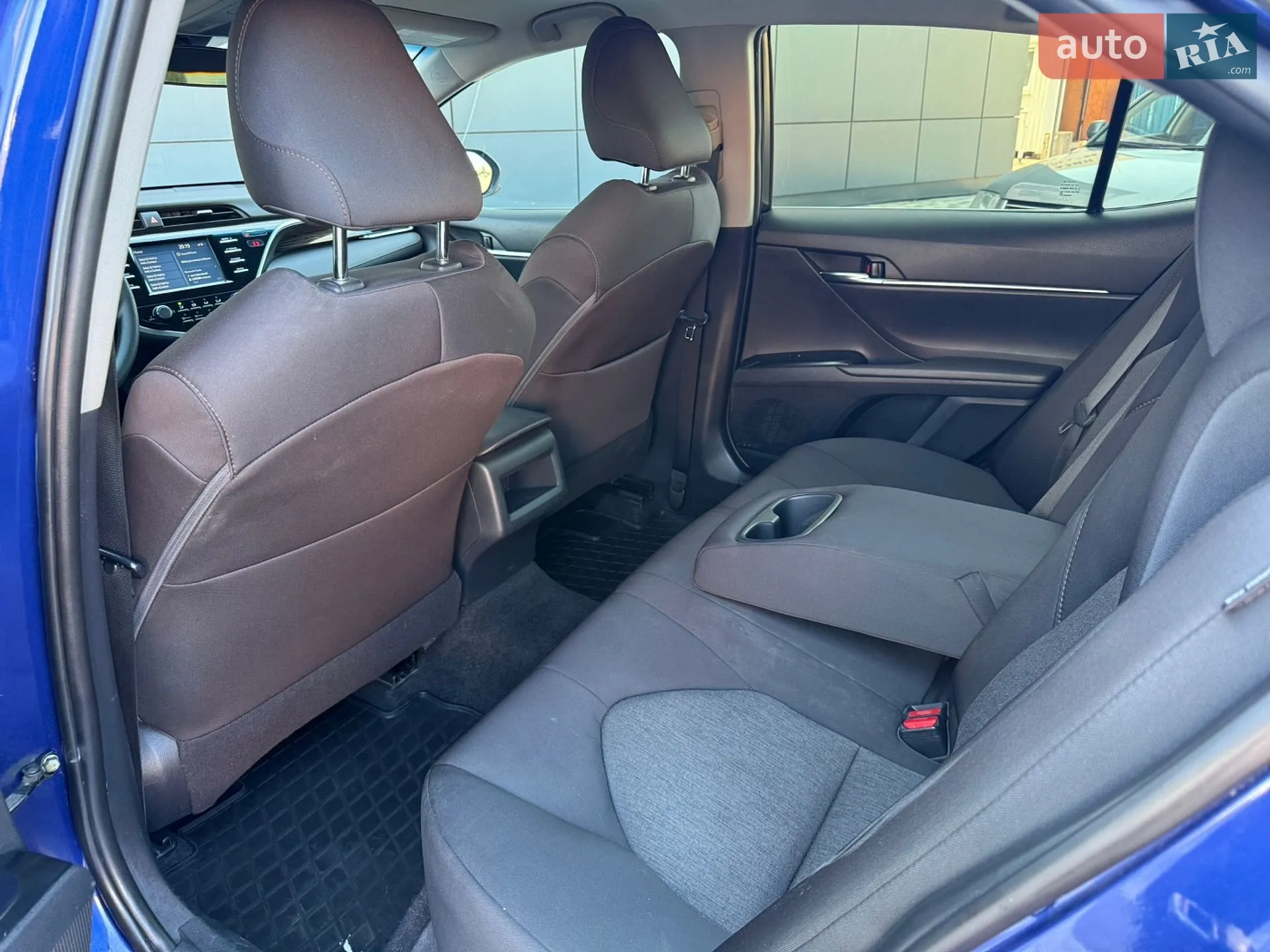 2017 Toyota Camry - мініатюра 12