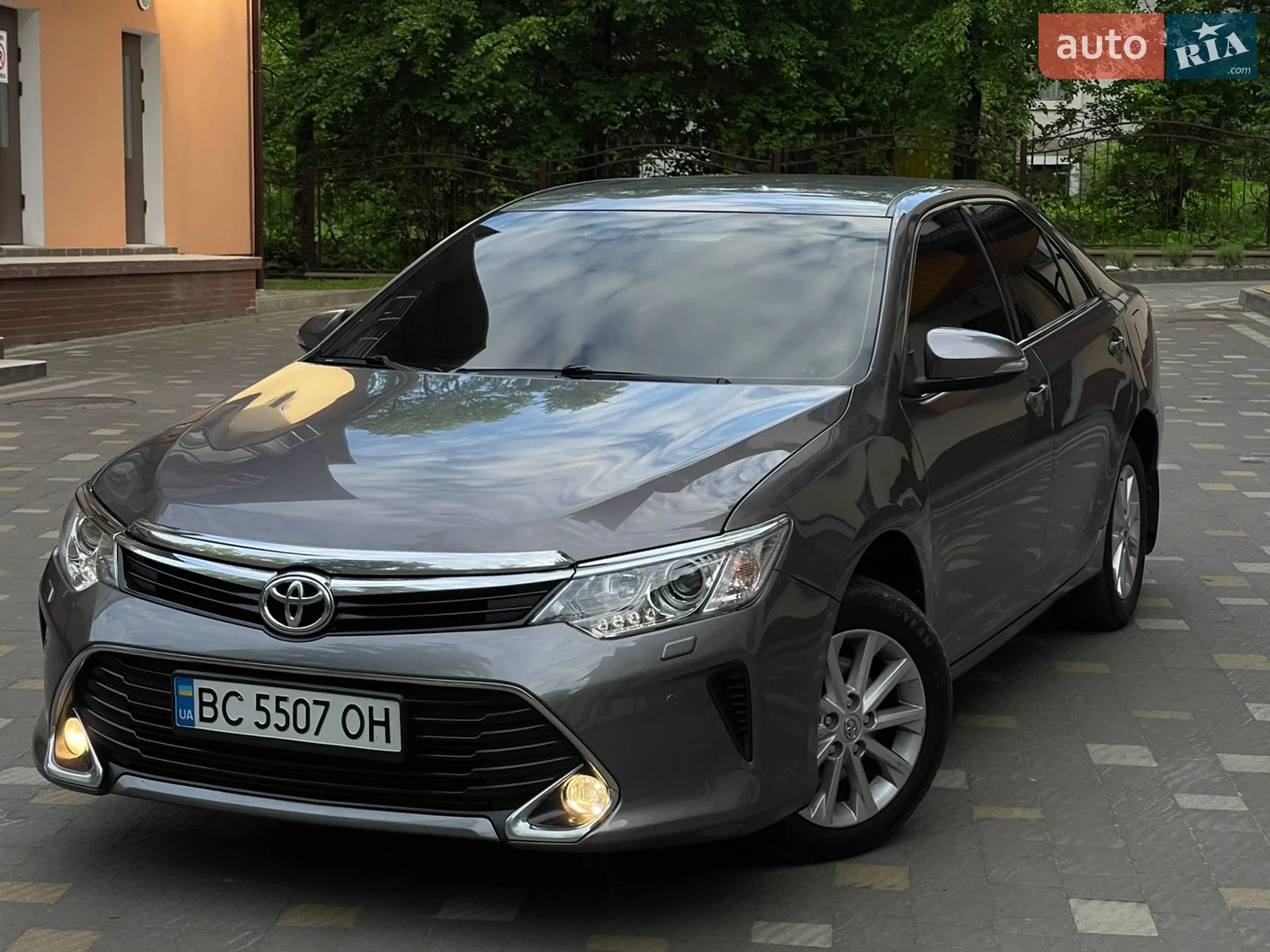 2016 Toyota Camry - мініатюра 10