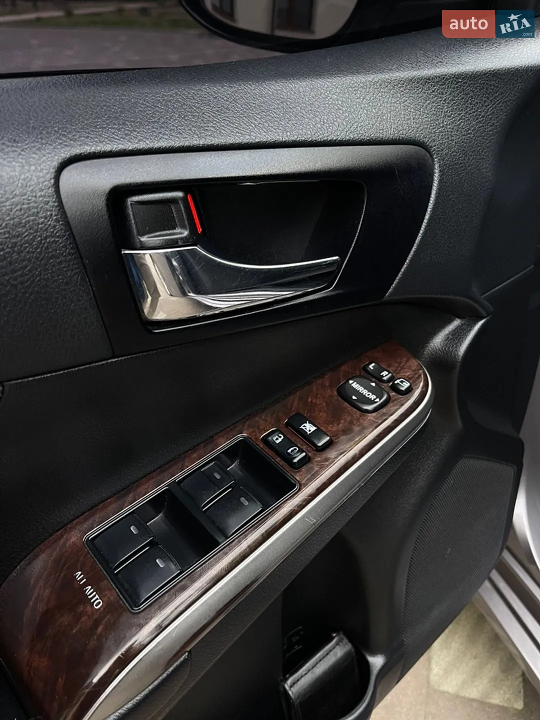 2016 Toyota Camry - мініатюра 27