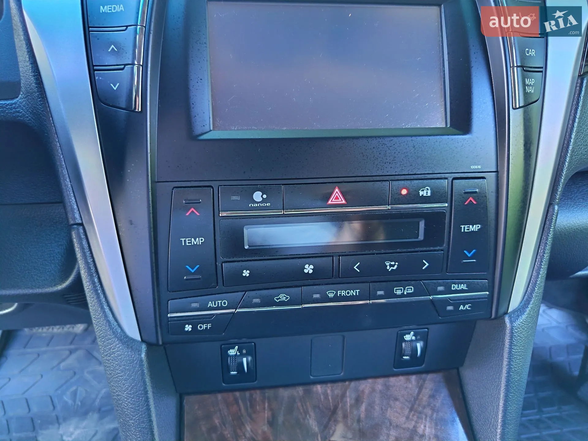 2017 Toyota Camry - мініатюра 23