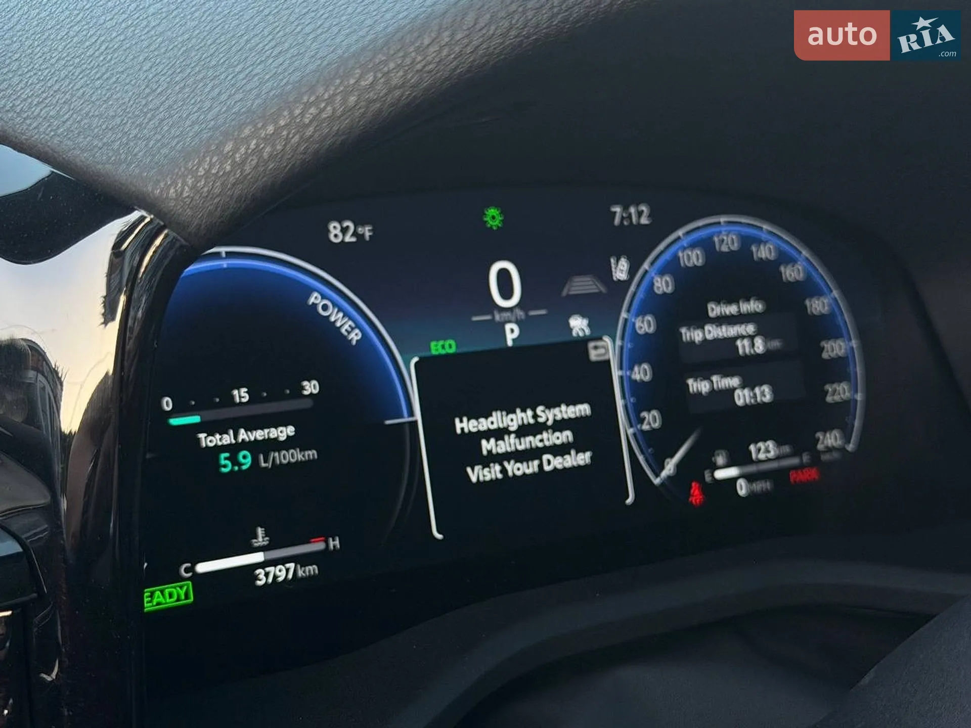 2025 Toyota Camry - мініатюра 34