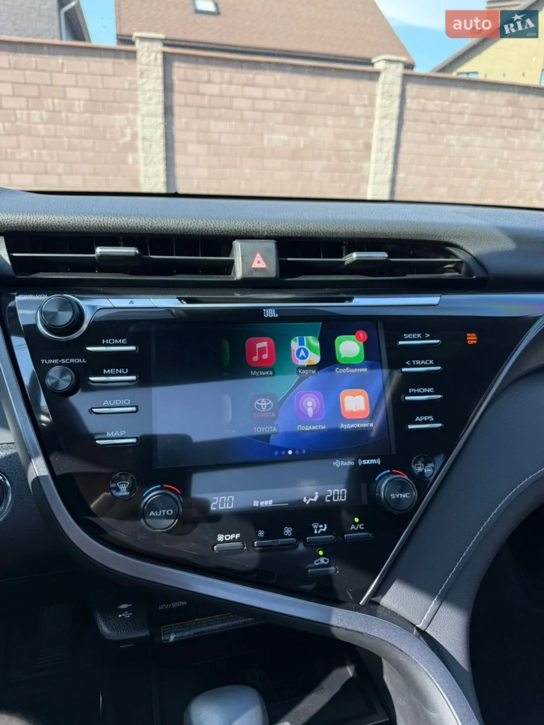 2018 Toyota Camry - мініатюра 21