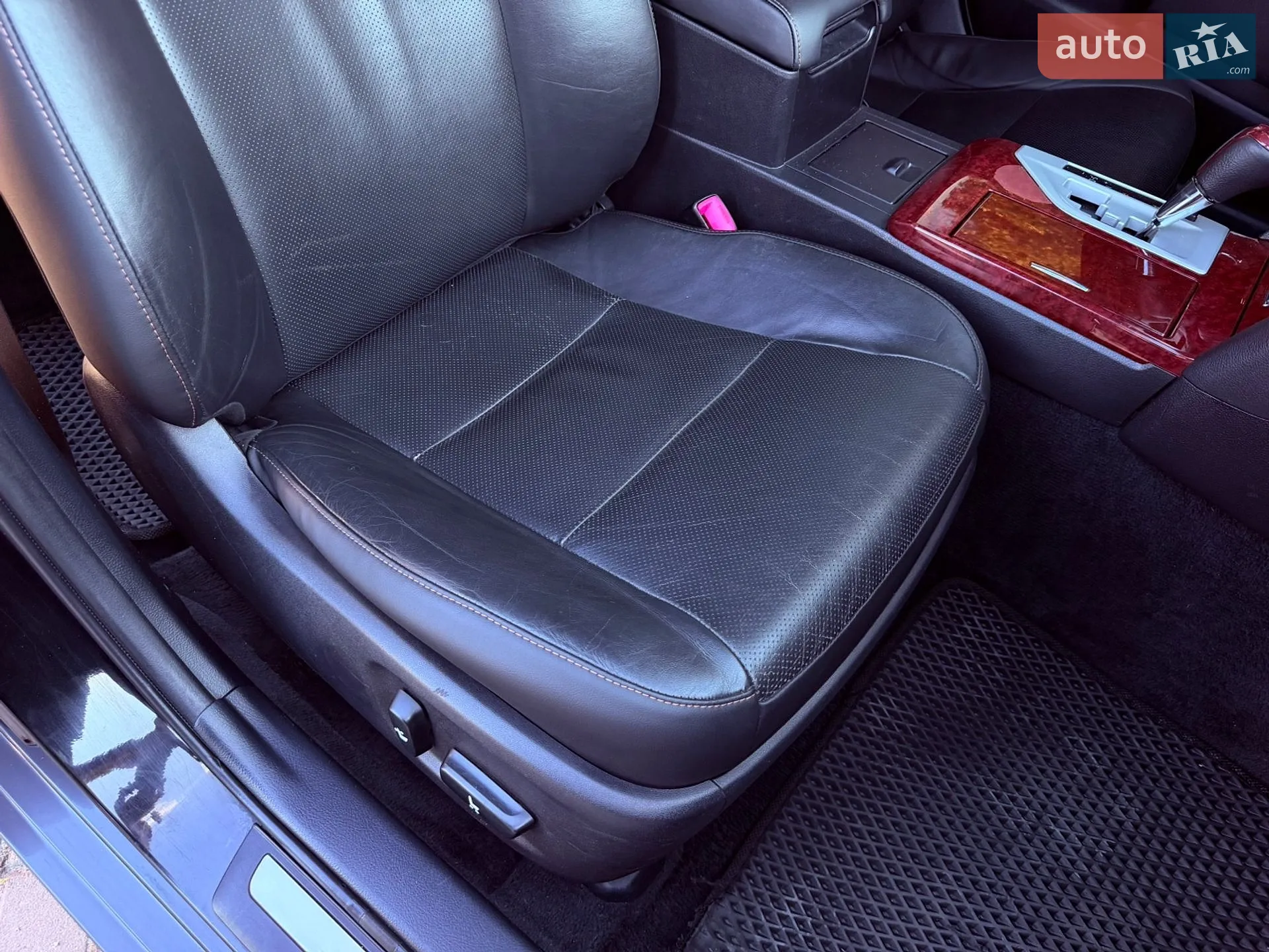 2012 Toyota Camry - мініатюра 30