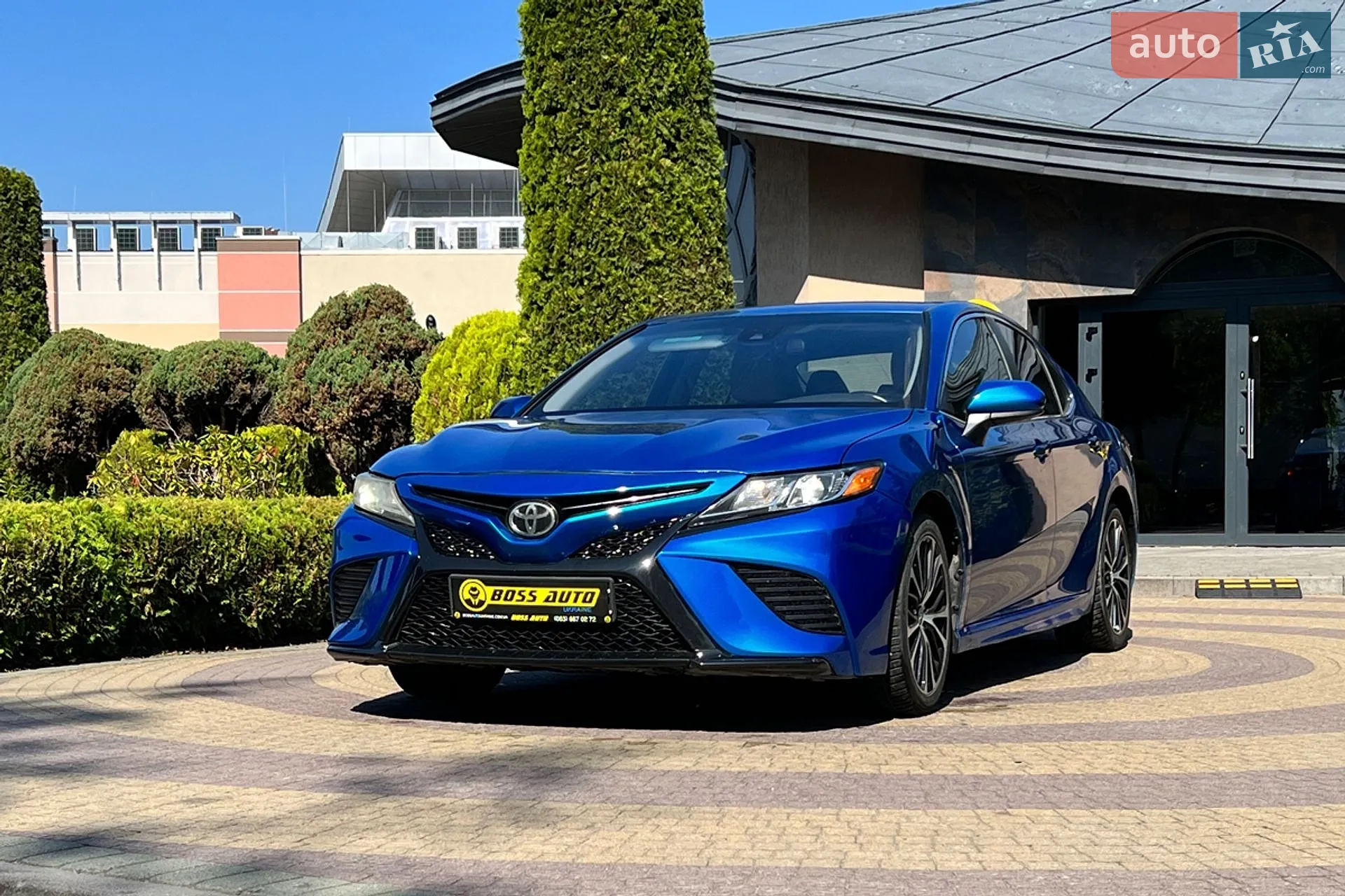 2018 Toyota Camry - мініатюра 3