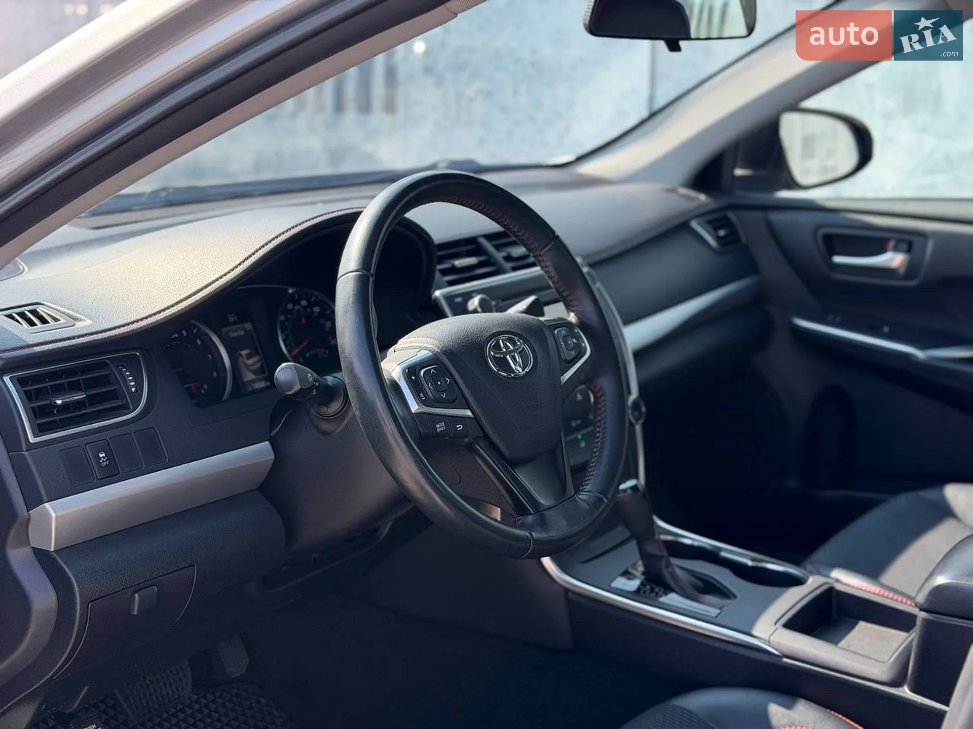 2015 Toyota Camry - мініатюра 23