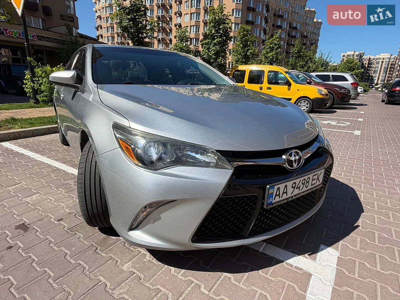 2015 Toyota Camry - мініатюра 28