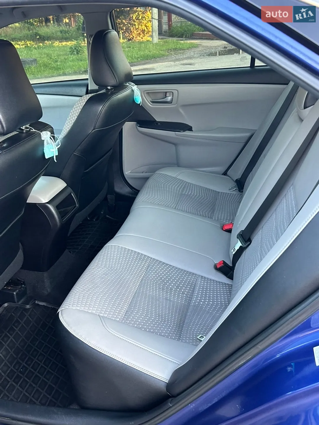 2015 Toyota Camry - мініатюра 12