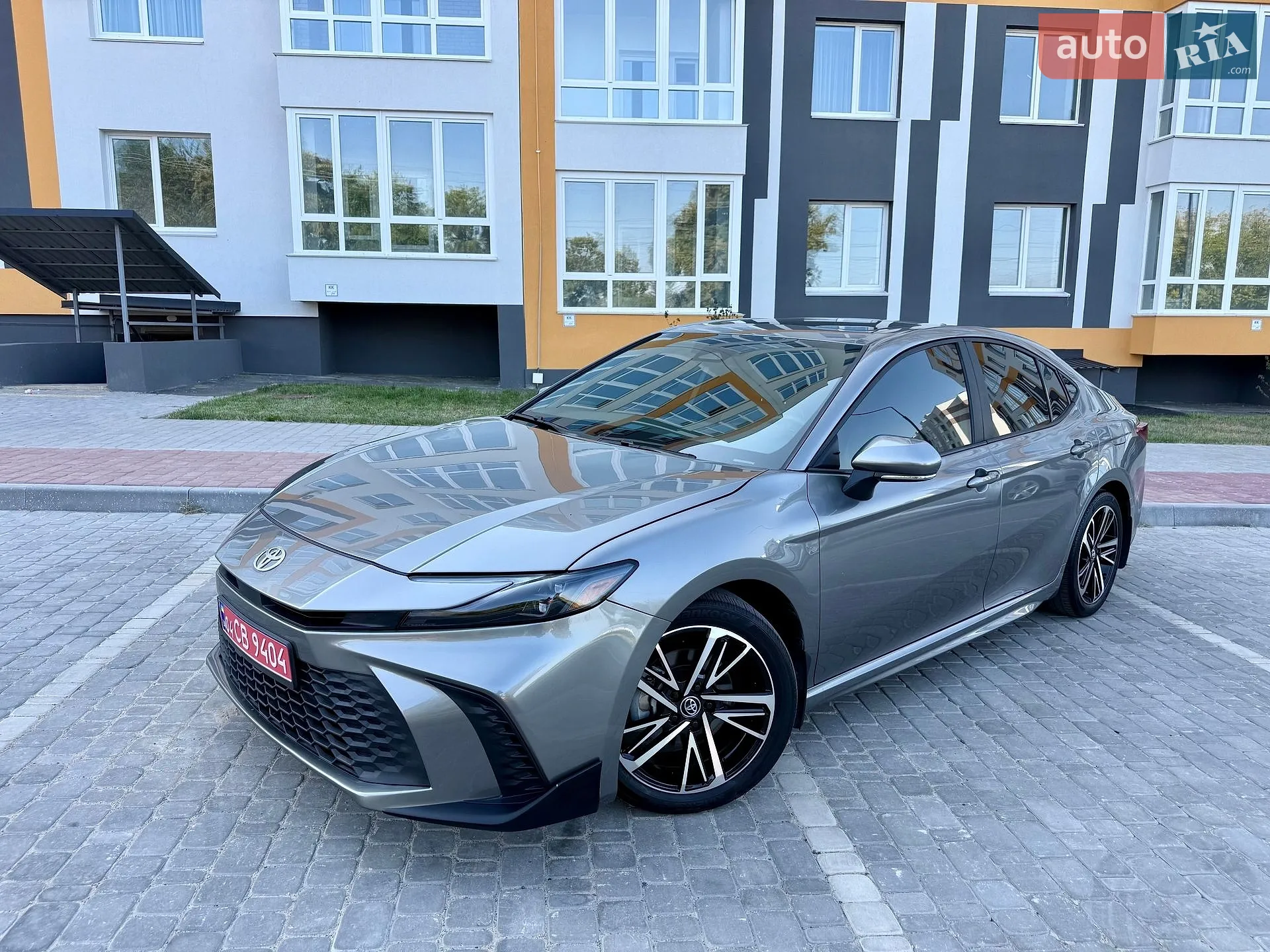 2025 Toyota Camry - мініатюра 3